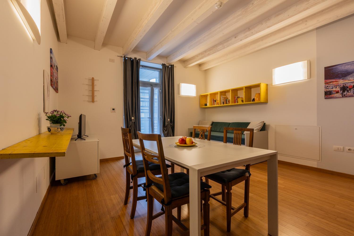 One-Bedroom Apartment