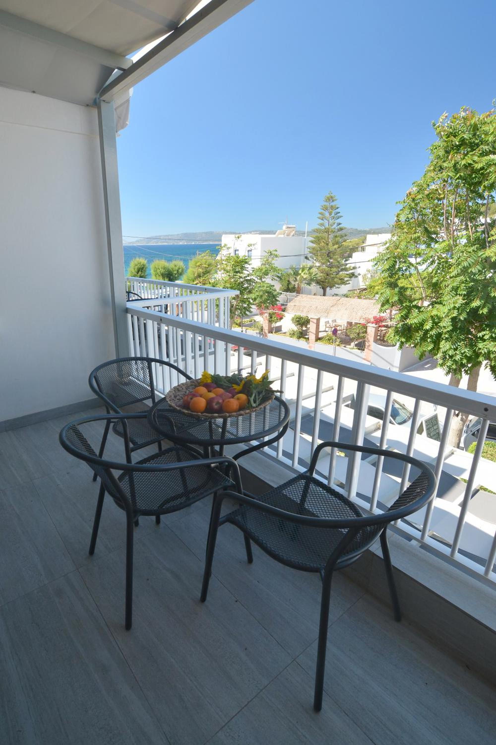 Studio with Sea View (2 Adults) photo 3