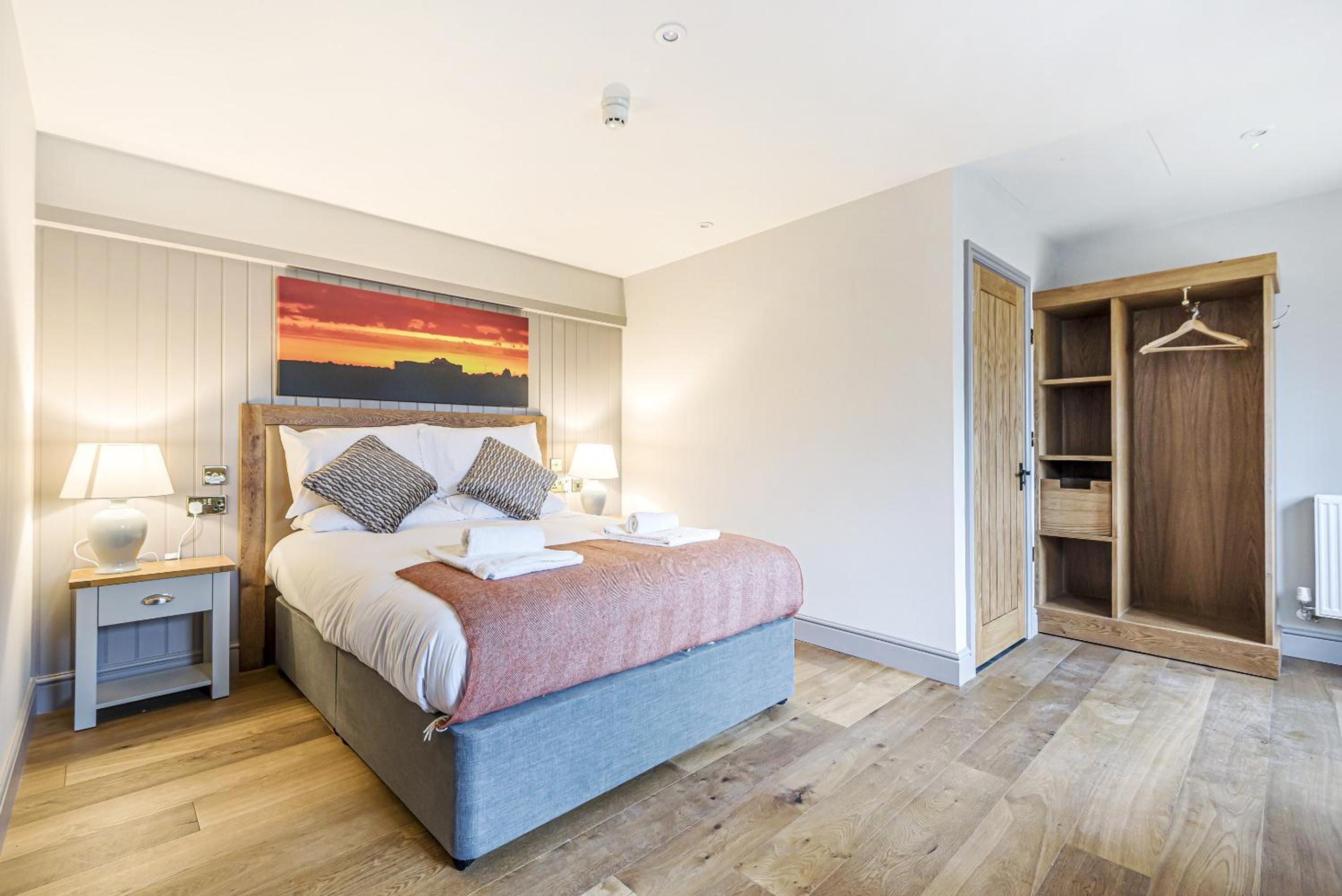 Superior King Room photo 2