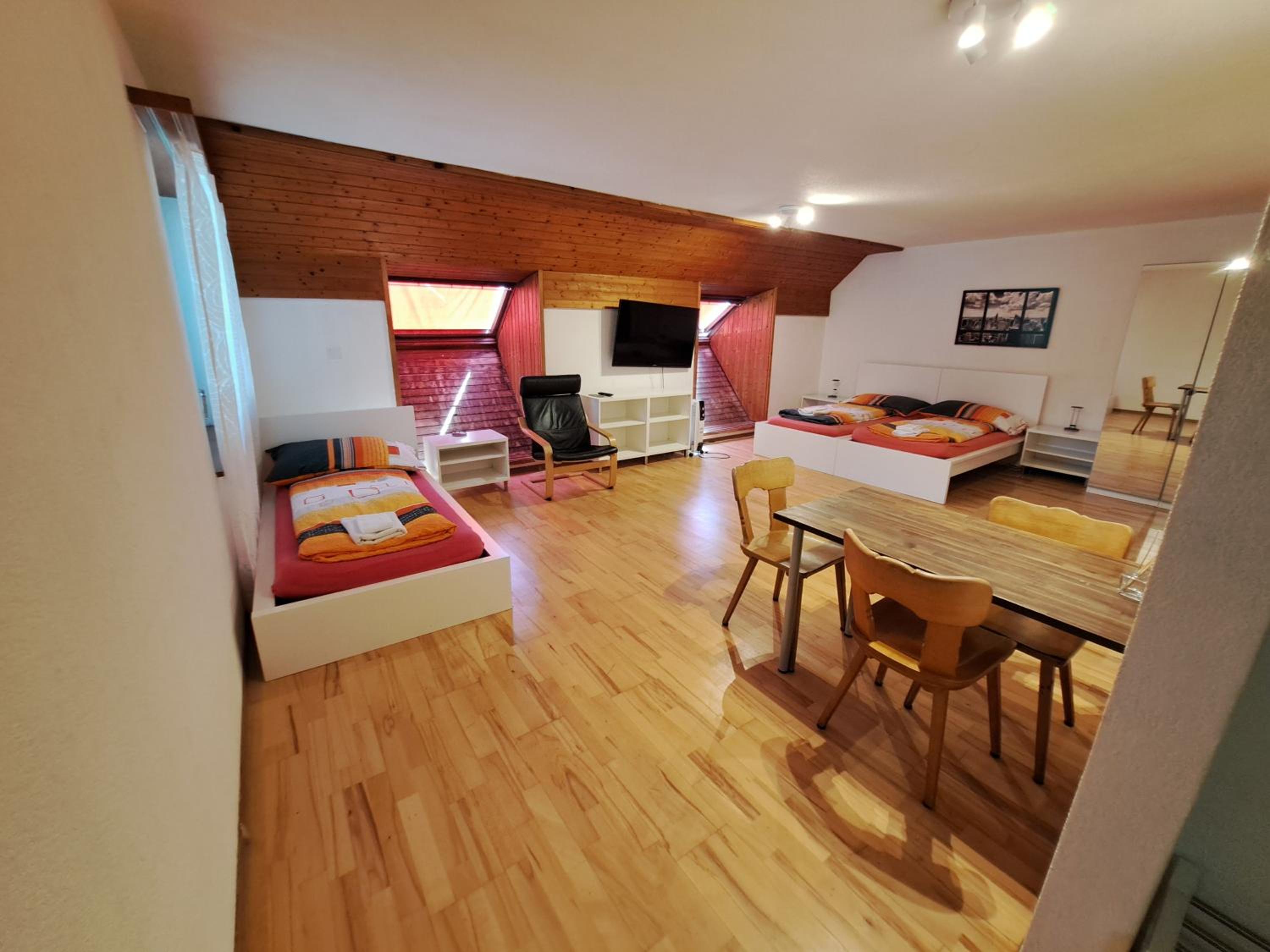 Basic Triple Room - Photo 1