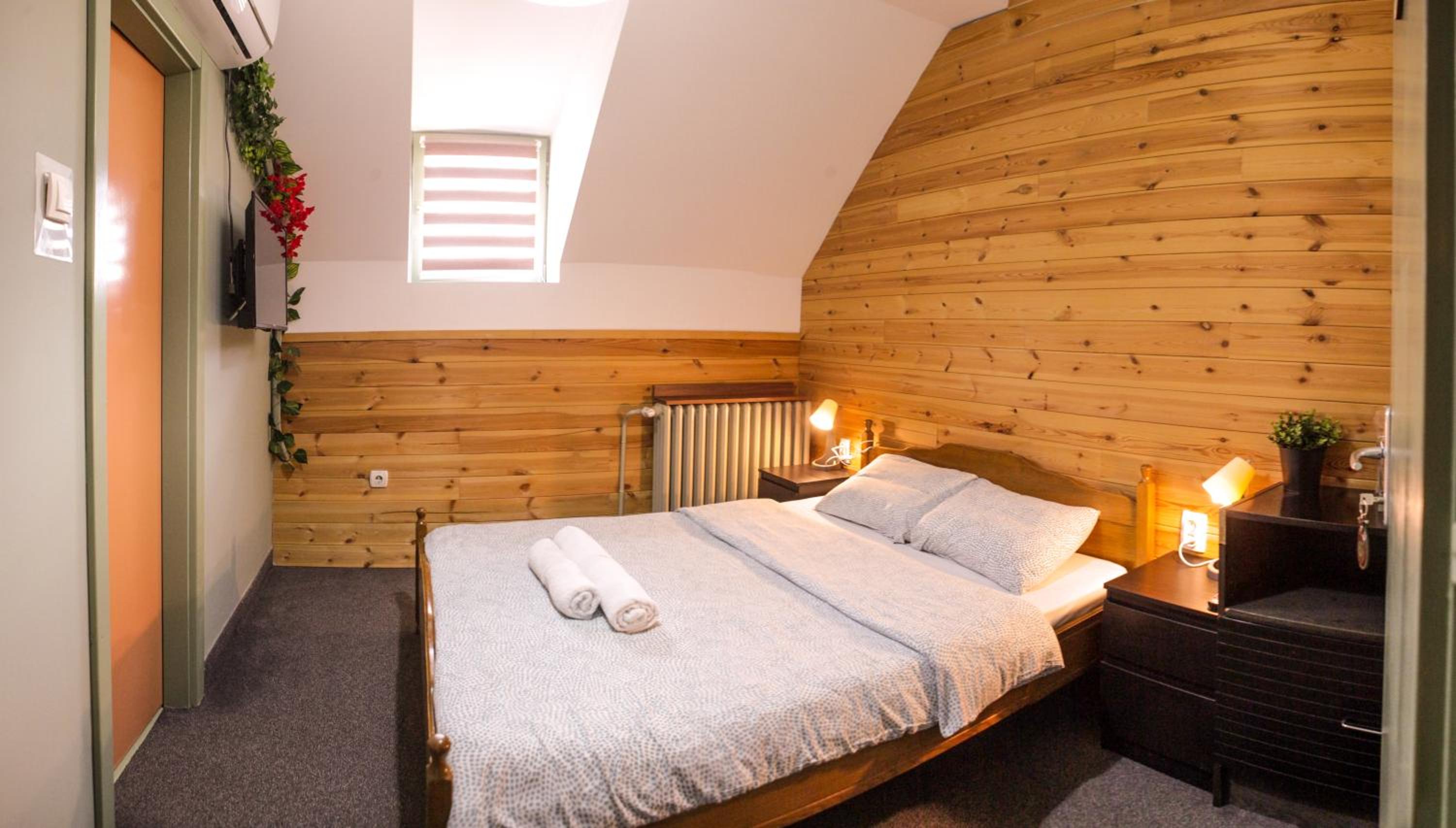 Double Room with Private Bathroom