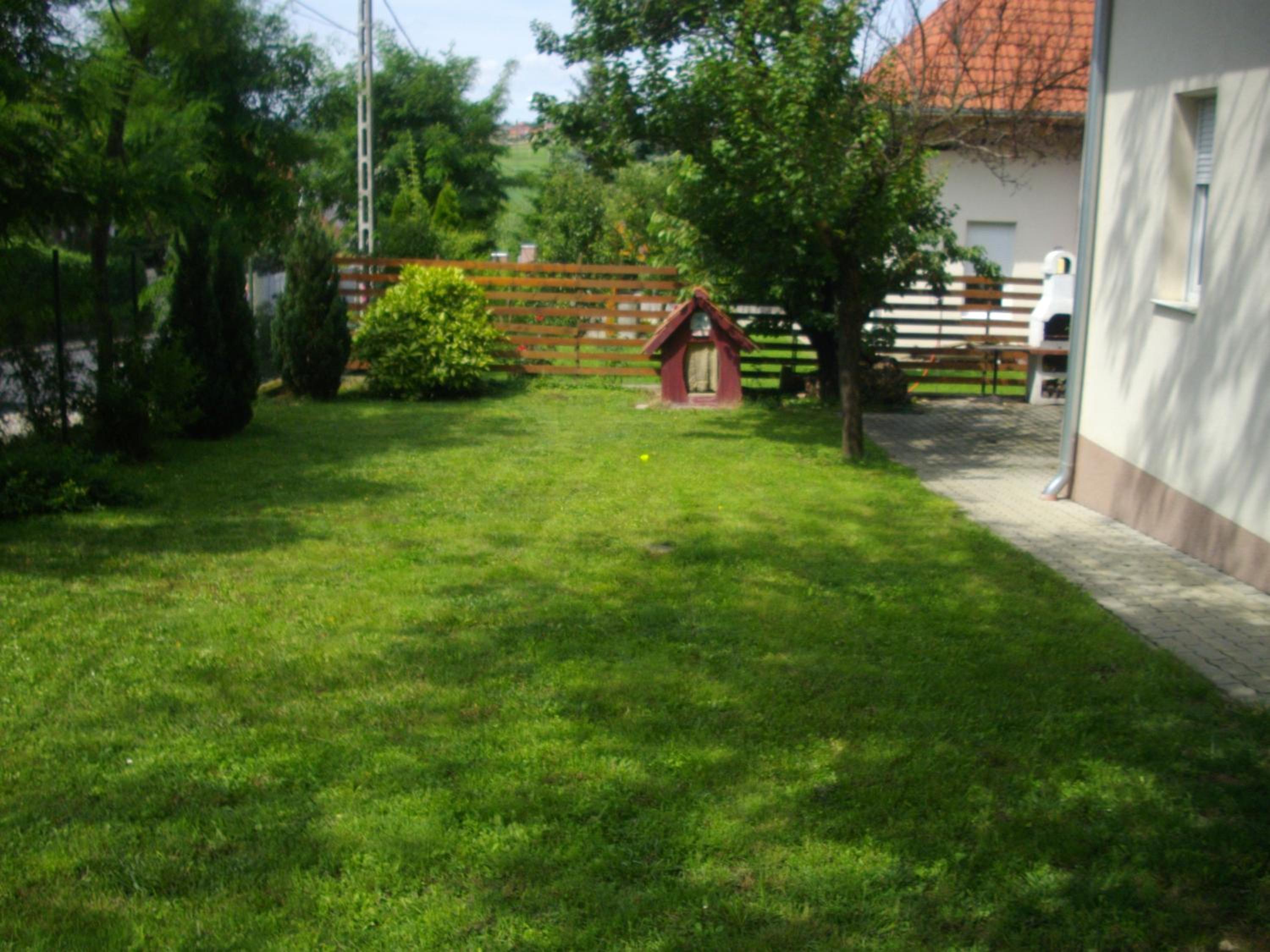 Two-Bedroom House photo 2