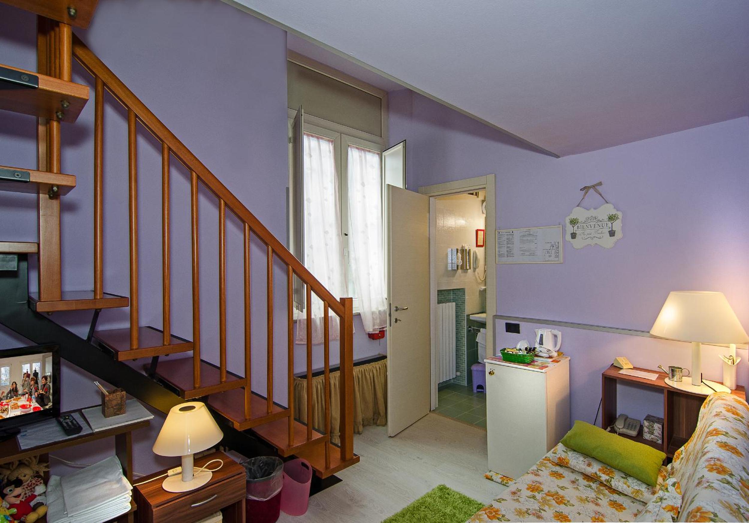 Double or Twin Room - Photo 3