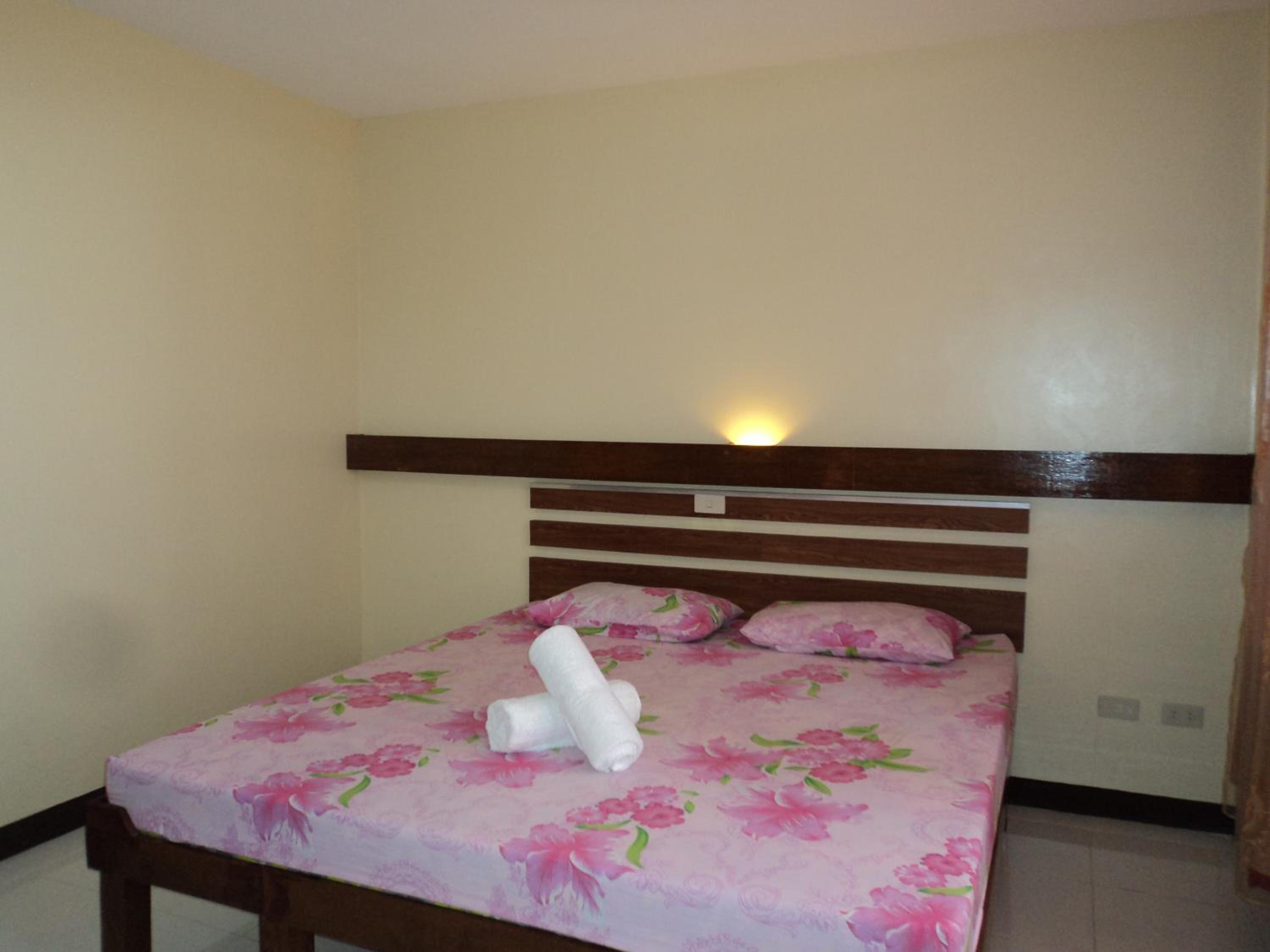 Double Room - Photo 2