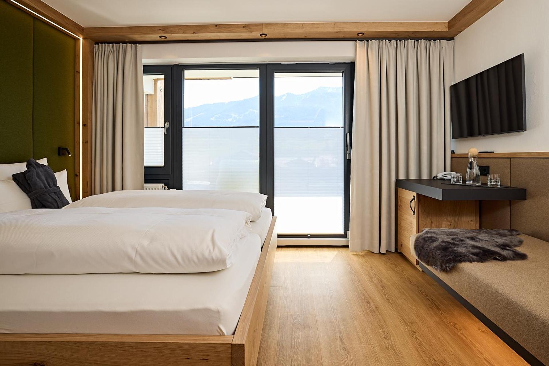 Large Double Room photo 3