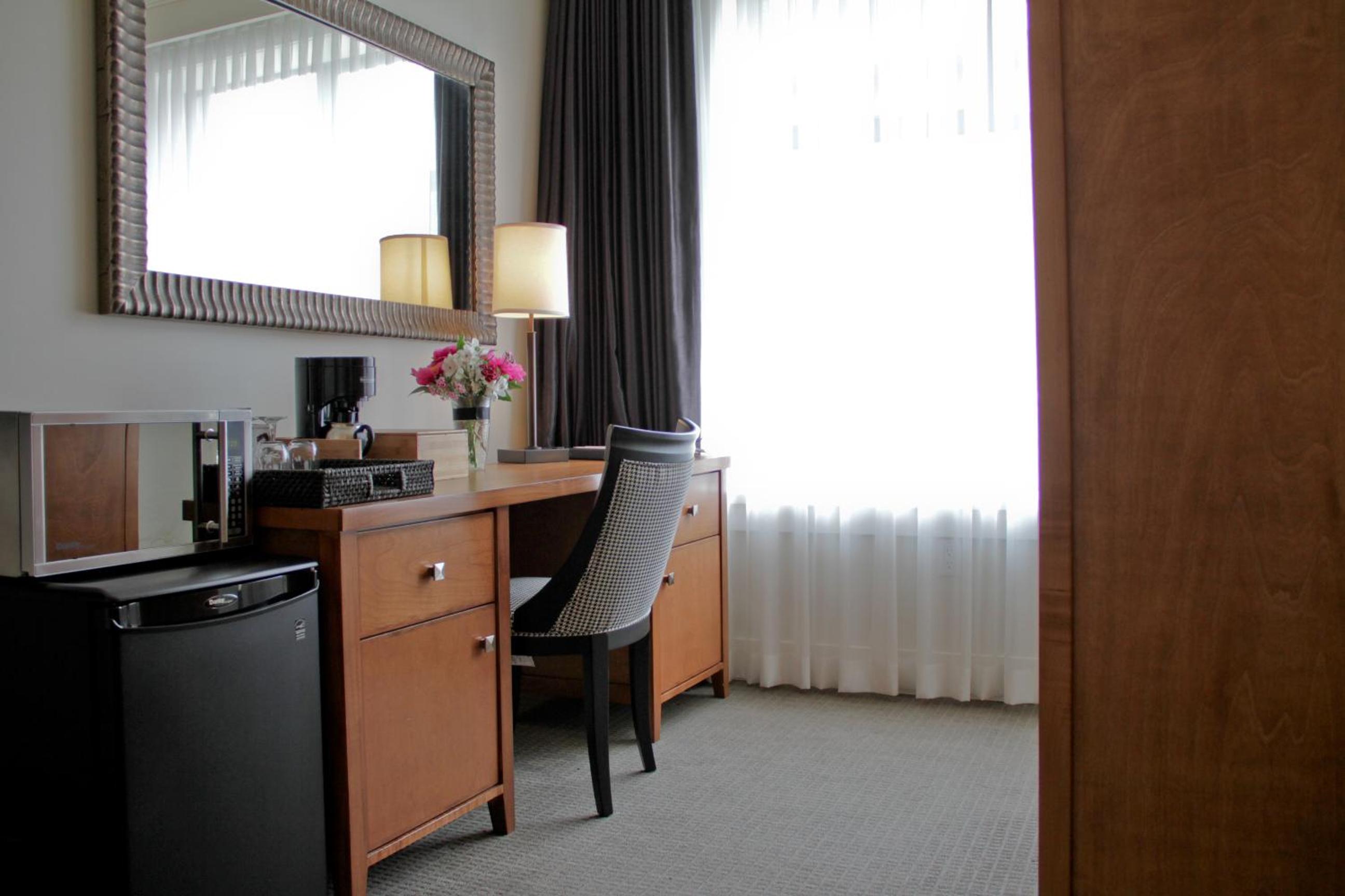 Queen Room - Photo 8