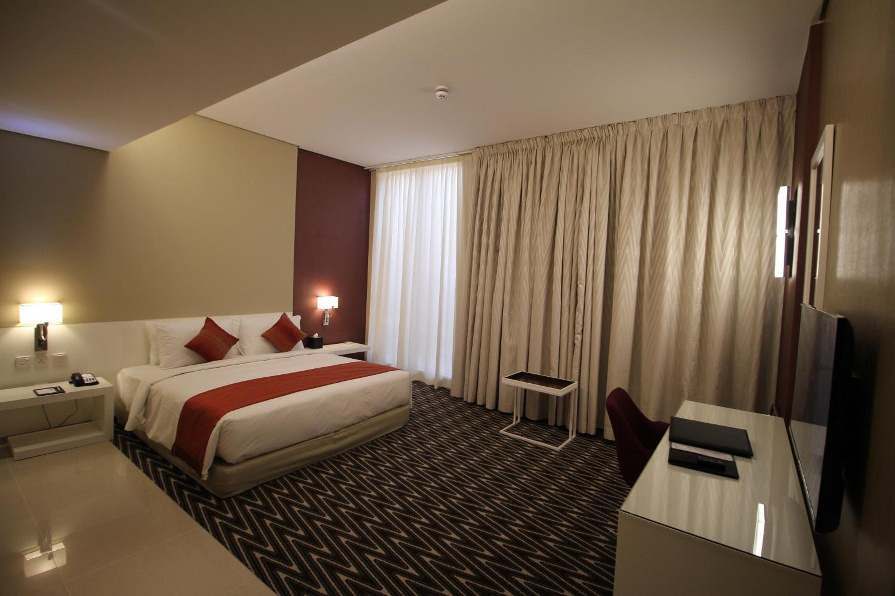 Premier King Room photo 1