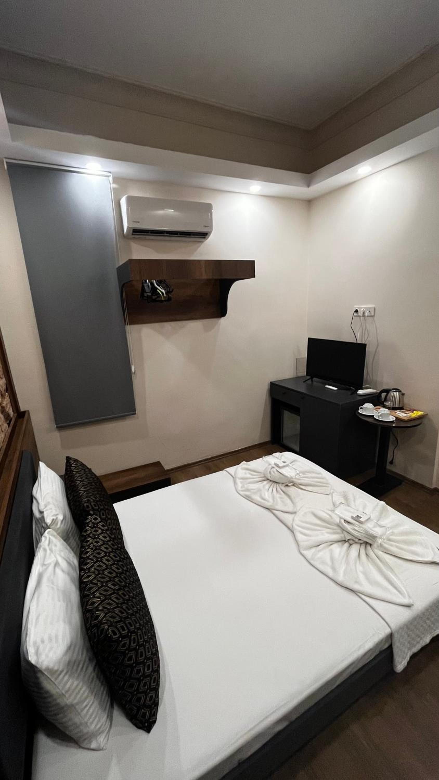 Budget Double Room photo 1