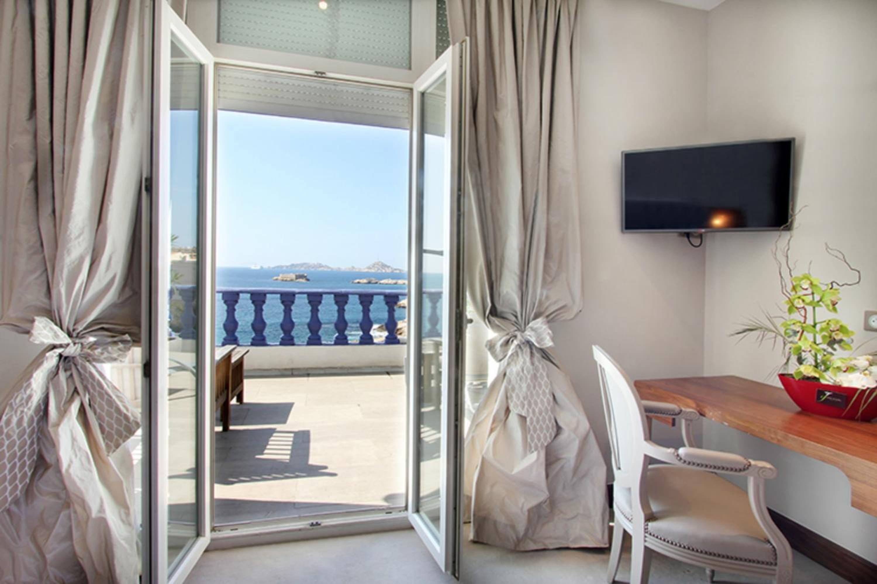 Privilege Double Room with Terrace photo 2