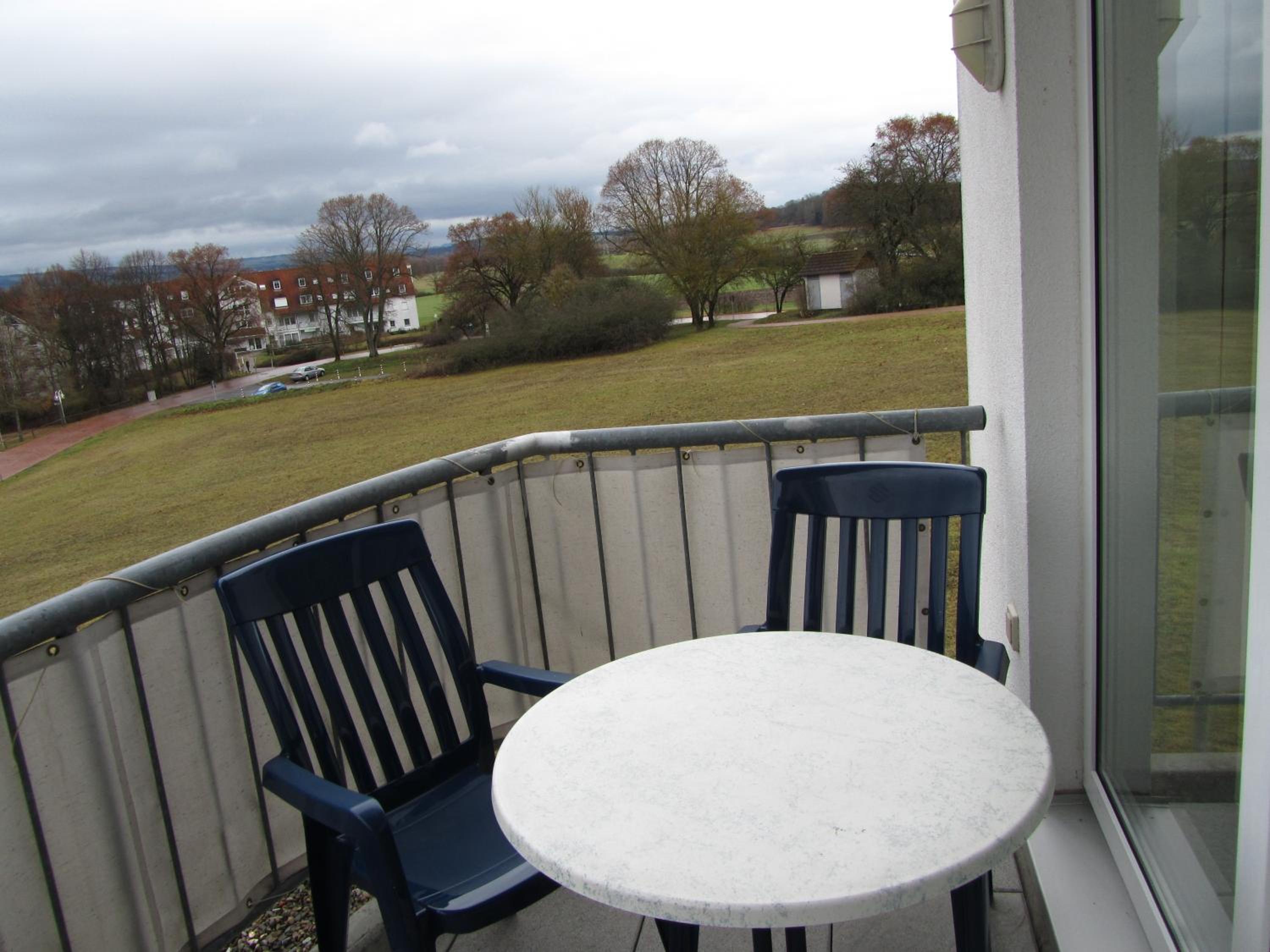 Apartment with Balcony photo 3