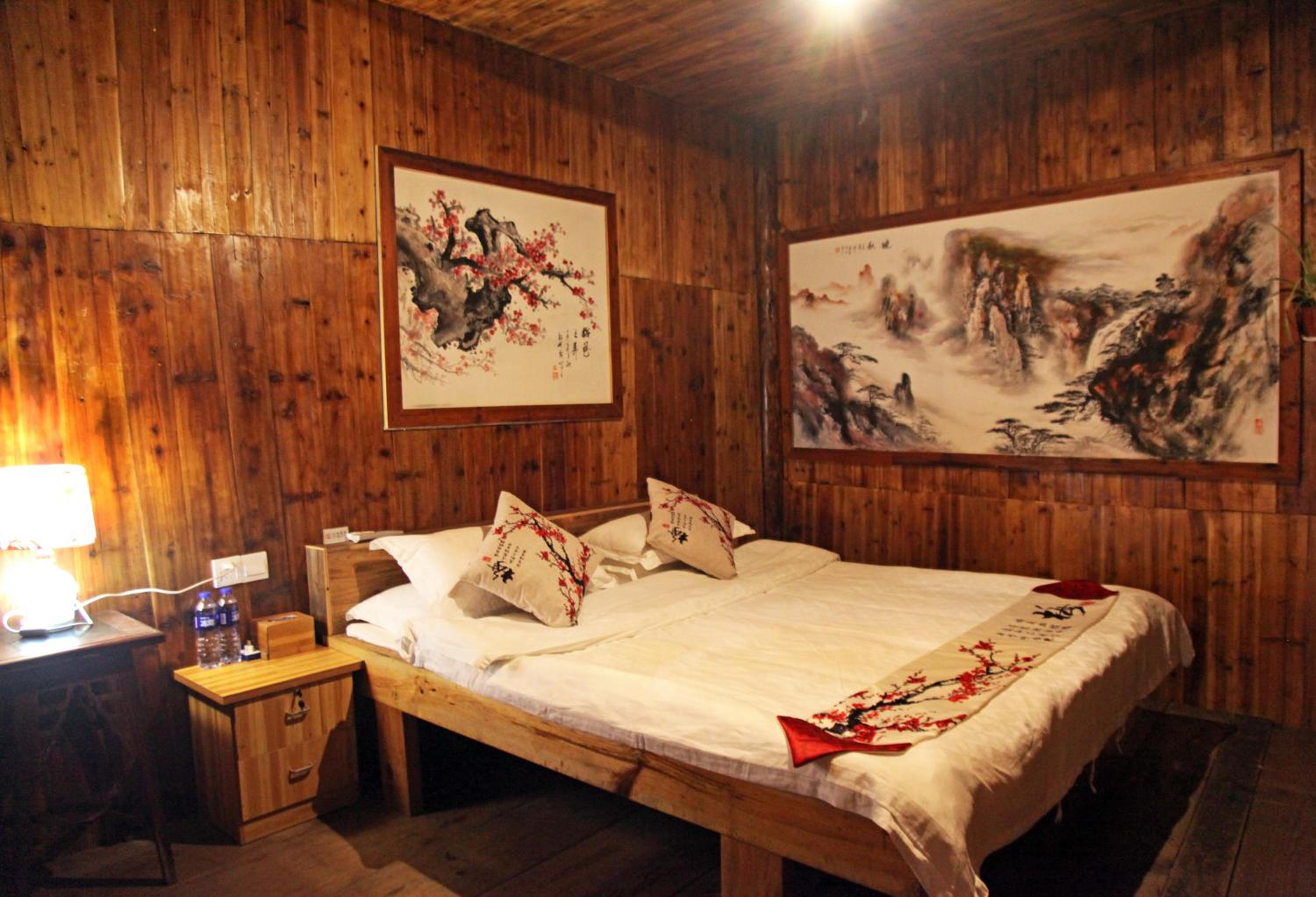 Queen Room - (Free Pick-Up From Huangshan North Railway Station And Huangshan Tunxi Airport + Afternoon Tea) photo 2
