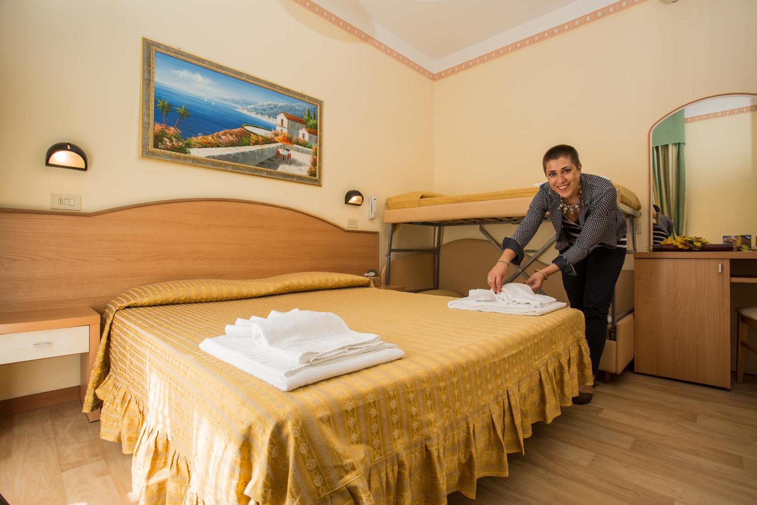Quadruple Room with Balcony photo 3