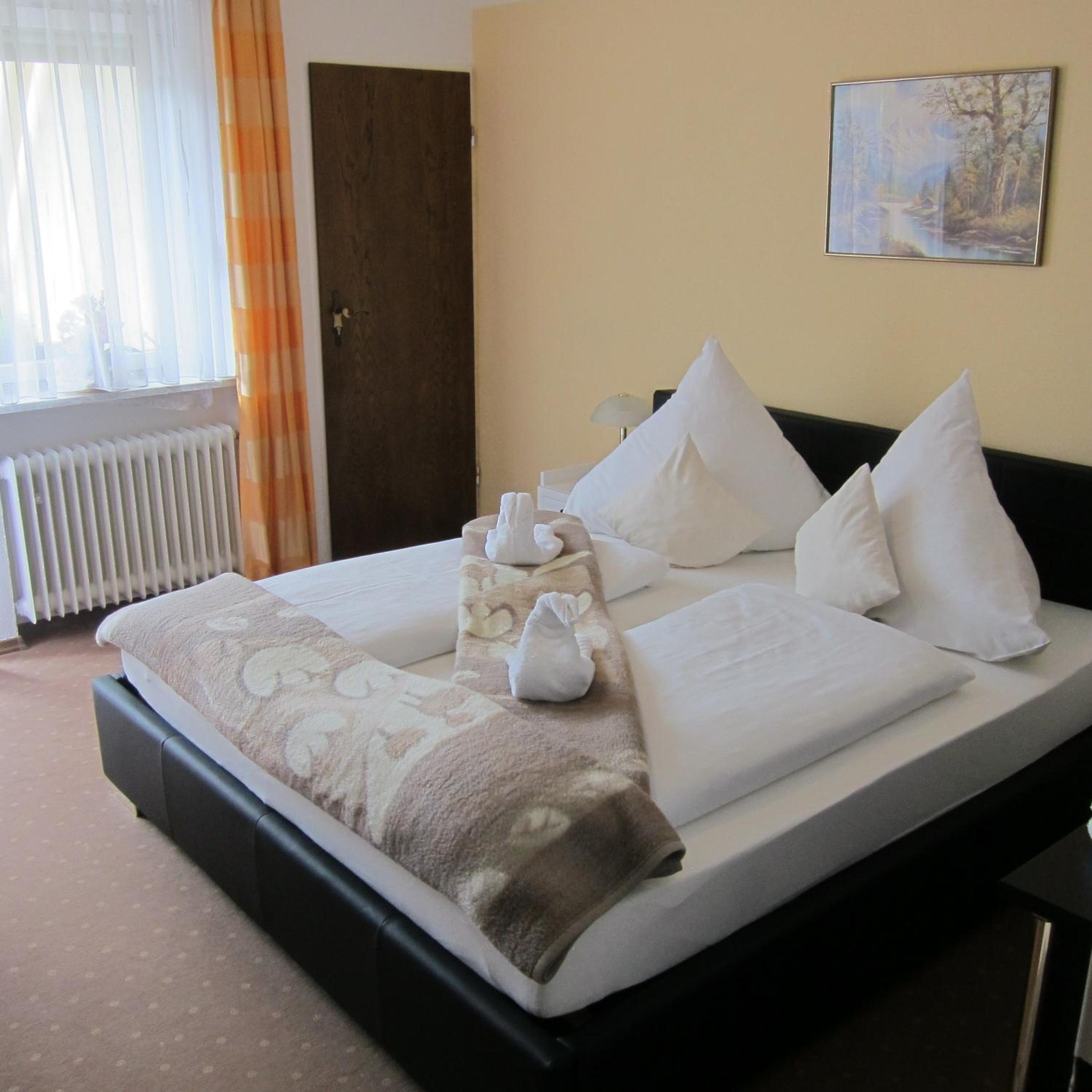 Budget Double Room photo 2