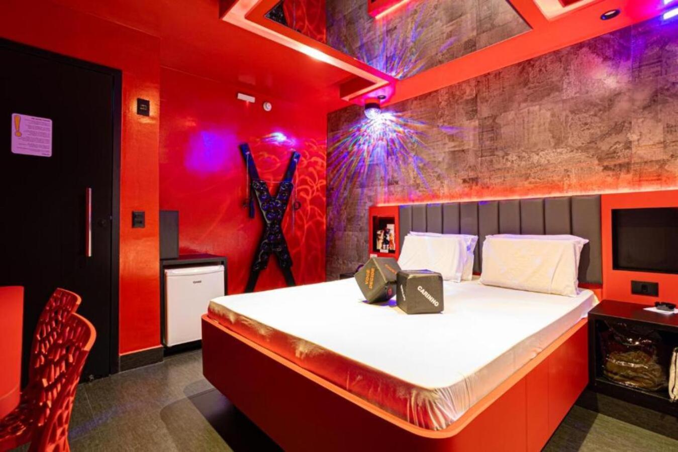 Deluxe Junior Suite photo 2