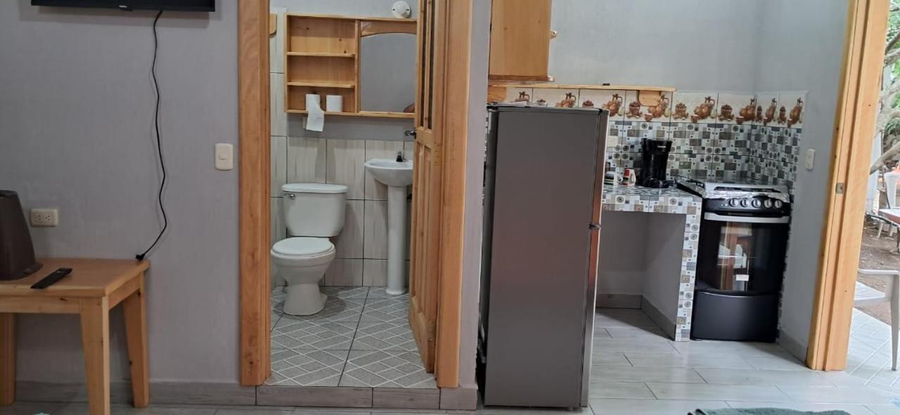 Quadruple Room with Private Bathroom photo 3