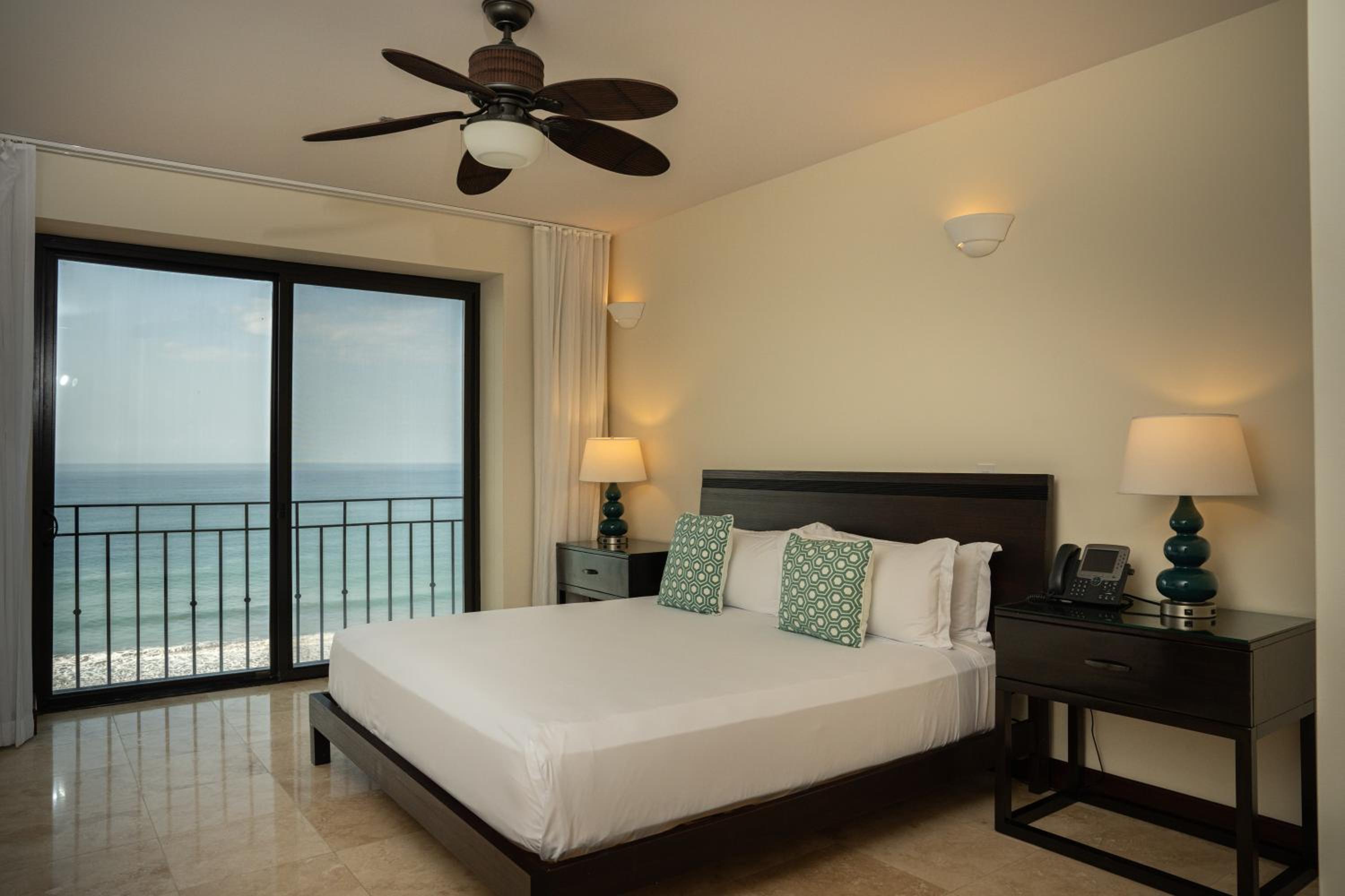 Quadruple Room - Photo 4