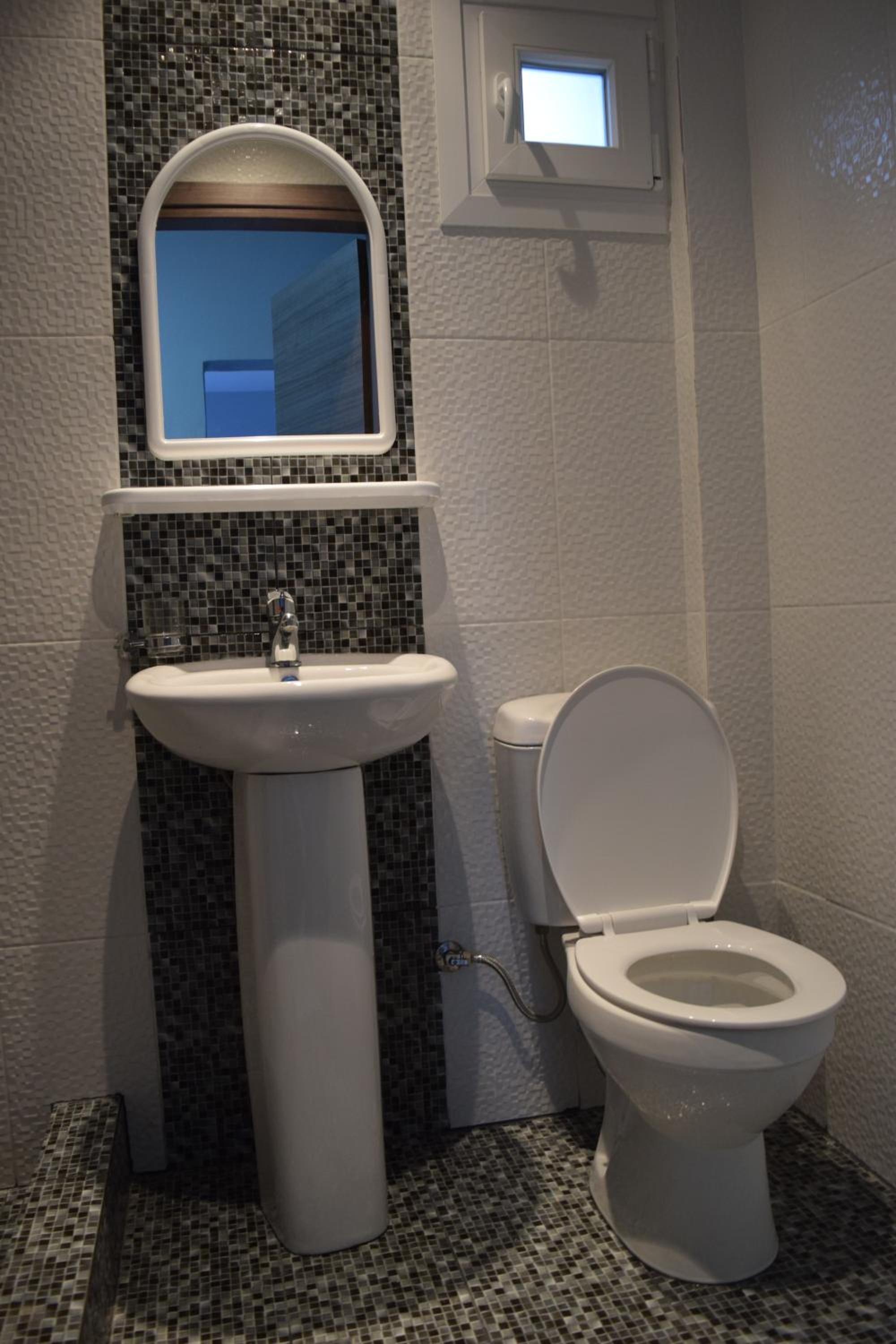 Studio Apartment photo 3