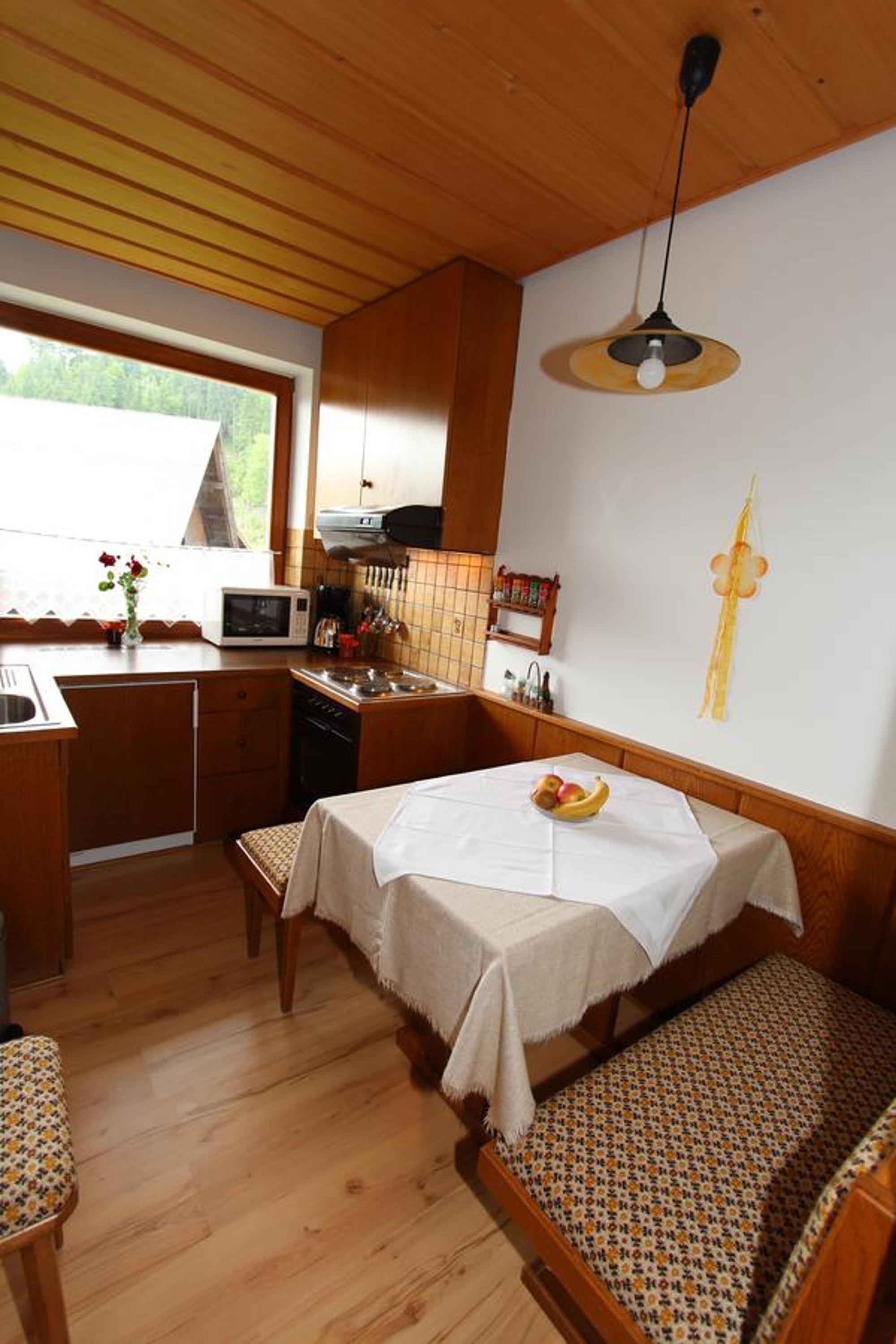 Apartment with Mountain View photo 3