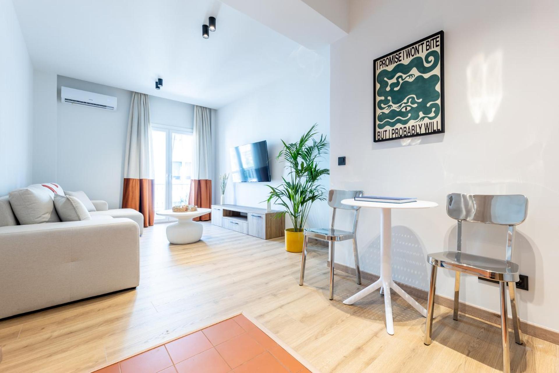One-Bedroom Apartment