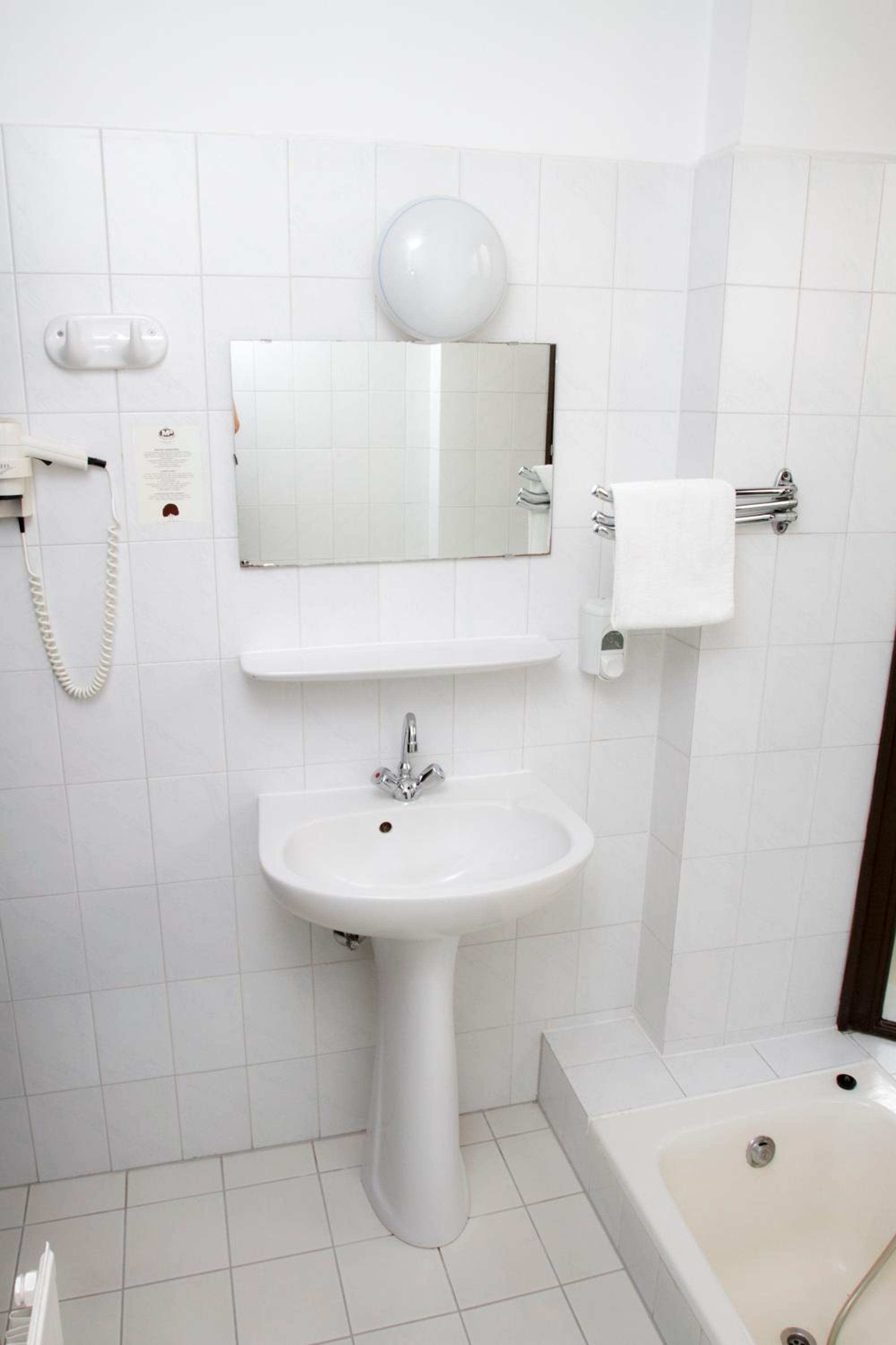Triple Room - Photo 4