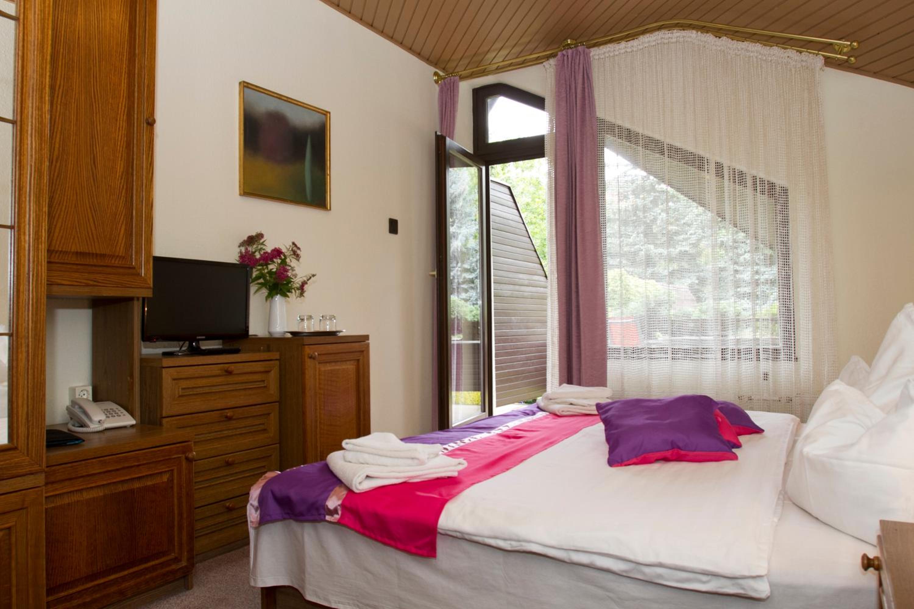 Quadruple Room - Photo 4