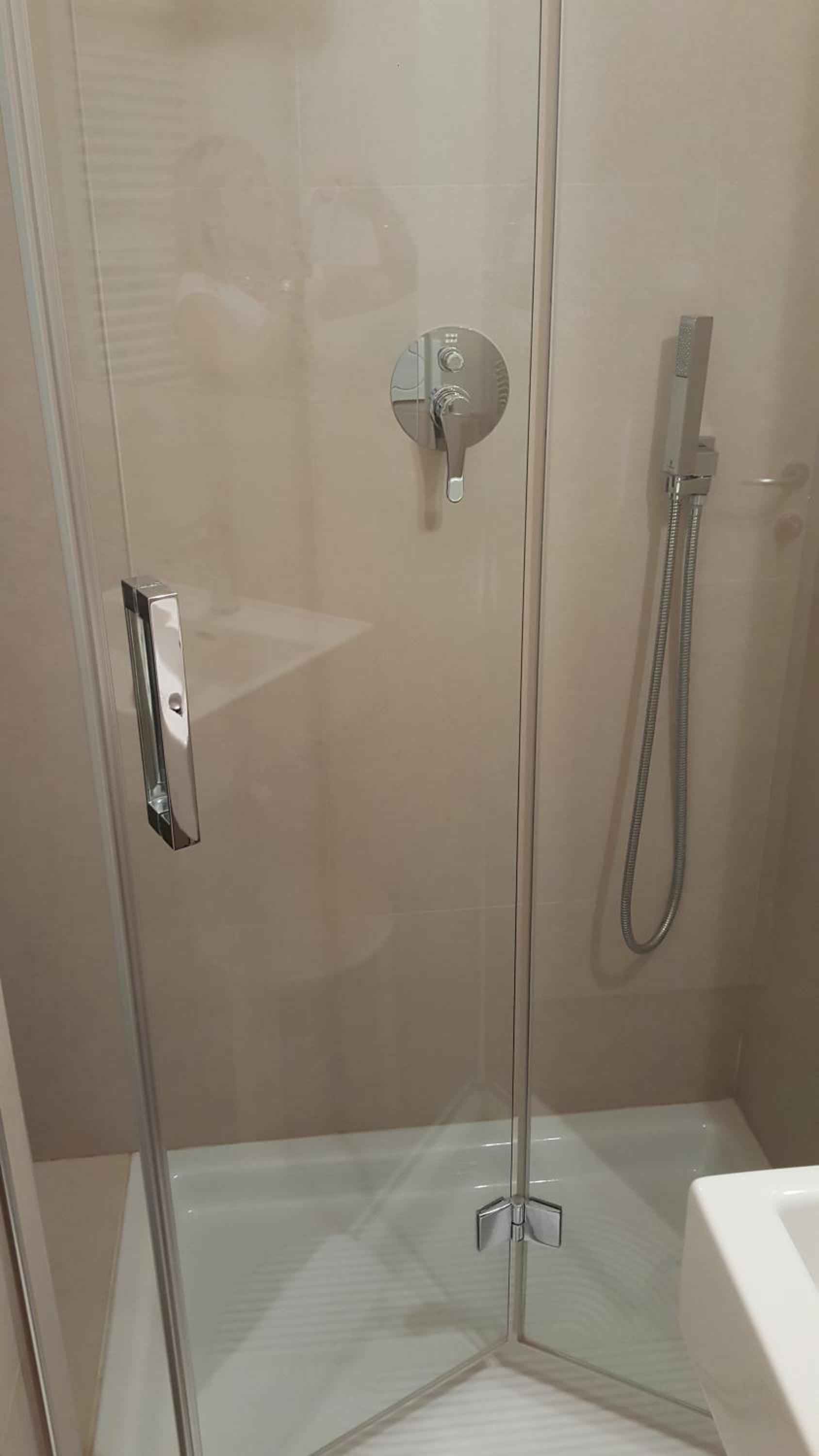 Superior Double or Twin Room - Photo 18