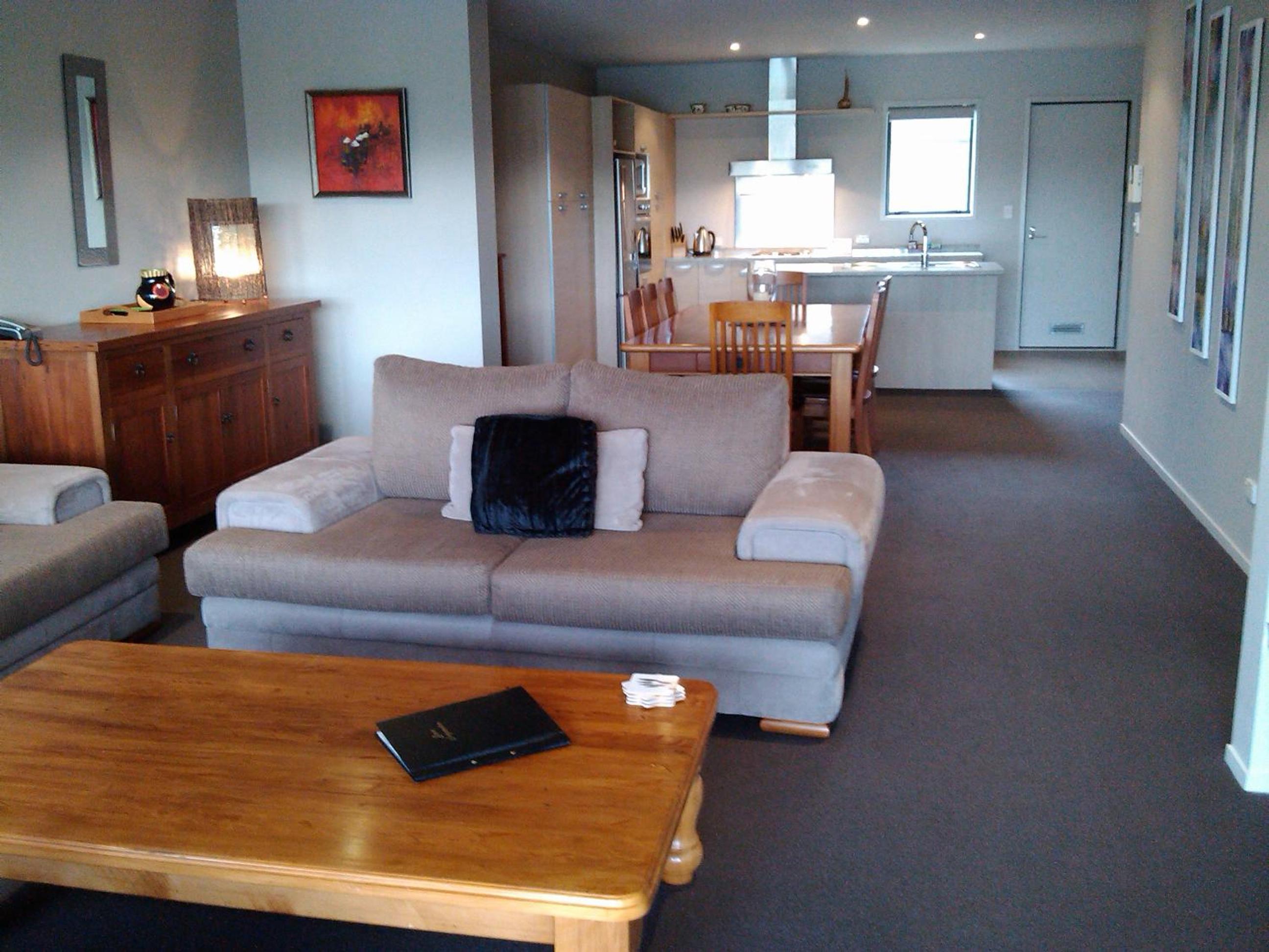 Three-Bedroom Family Suite - Water Front  - Photo 7