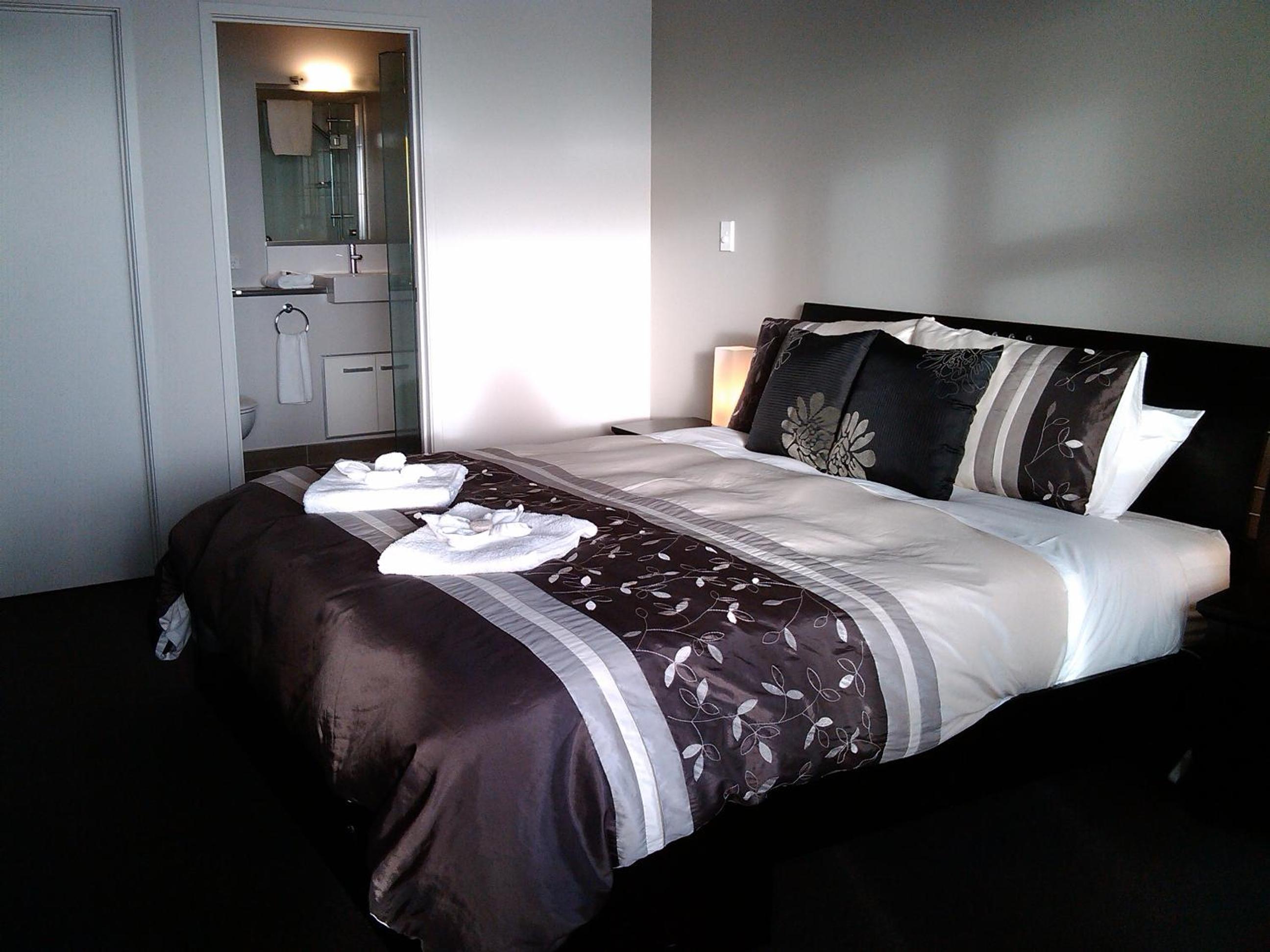 Two-Bedroom Family Suite - Water Front