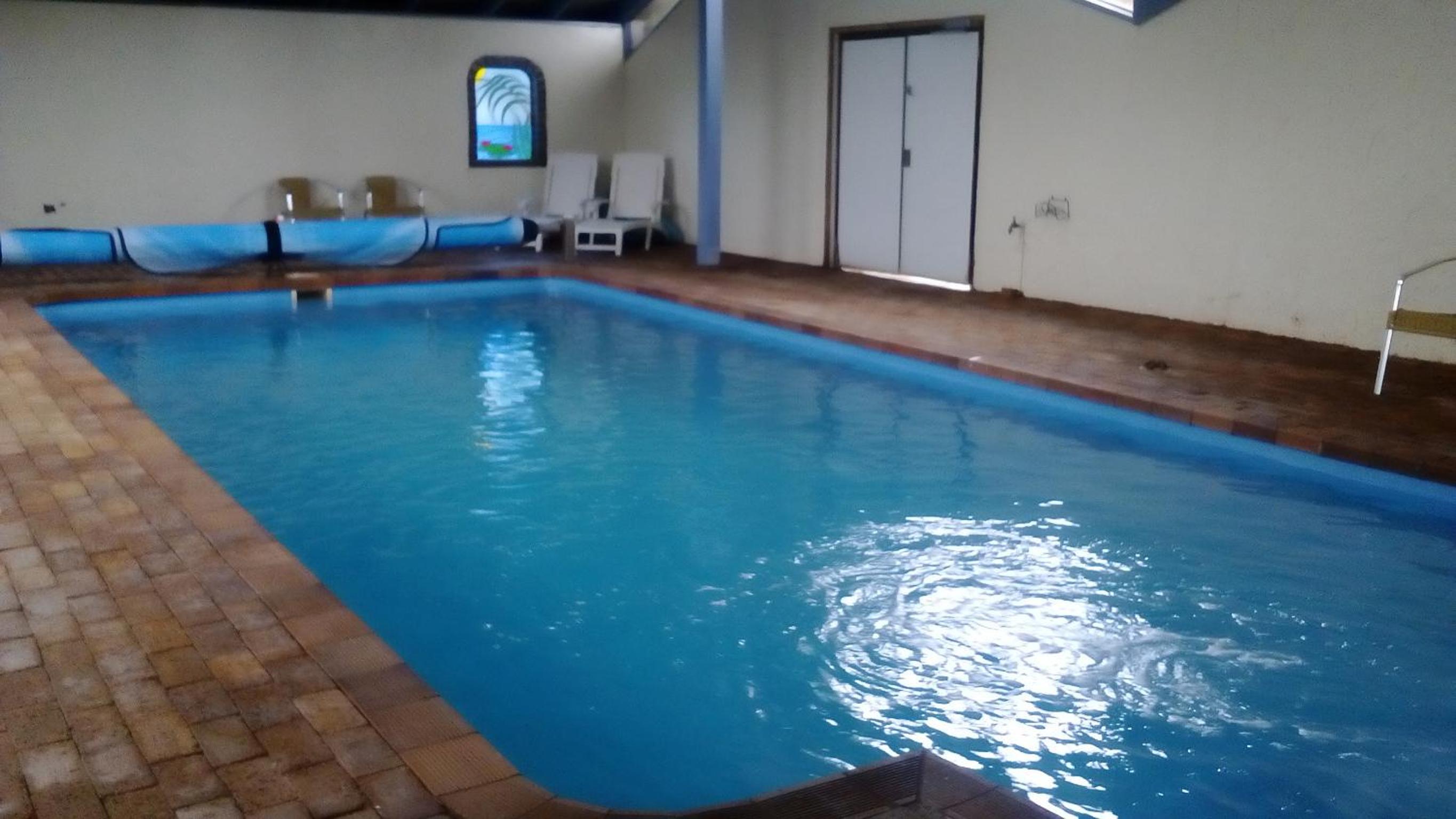 Deluxe Family Suite with Spa Bath photo 2