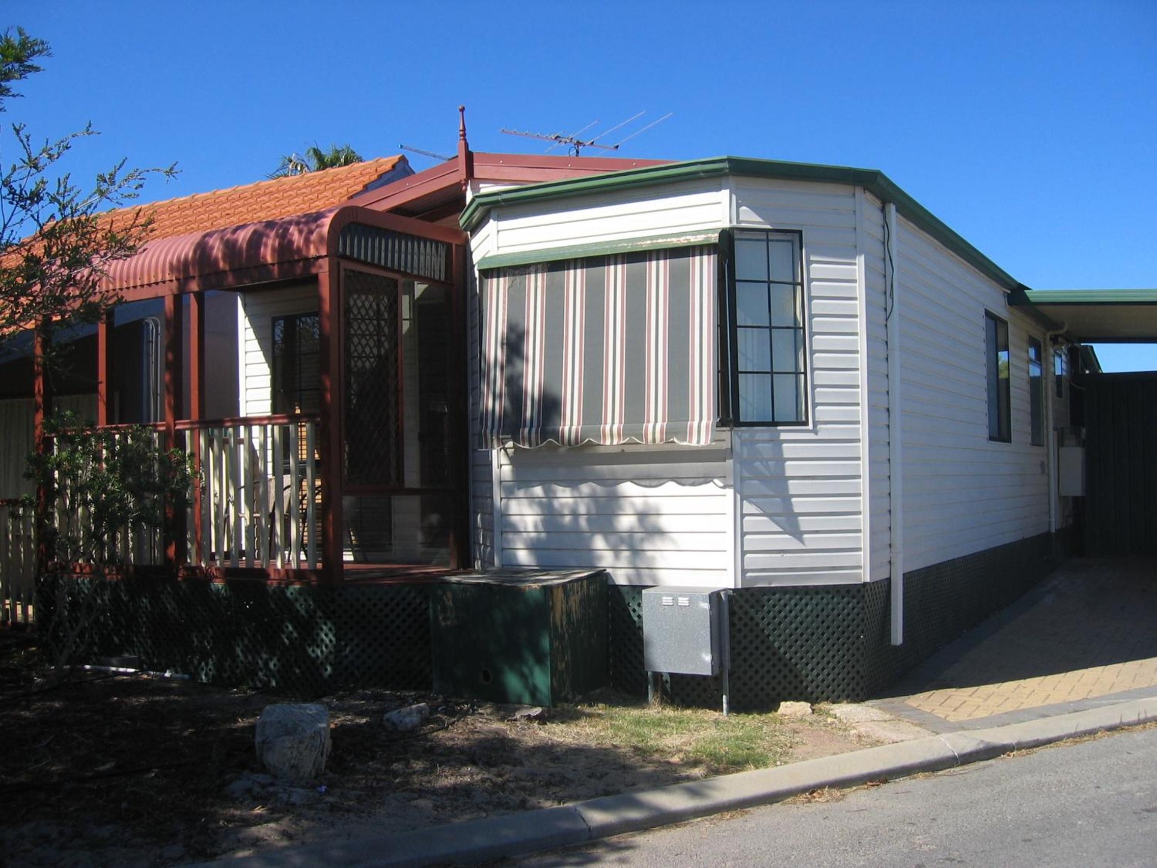 Park Two-Bedroom Cabin - Photo 4