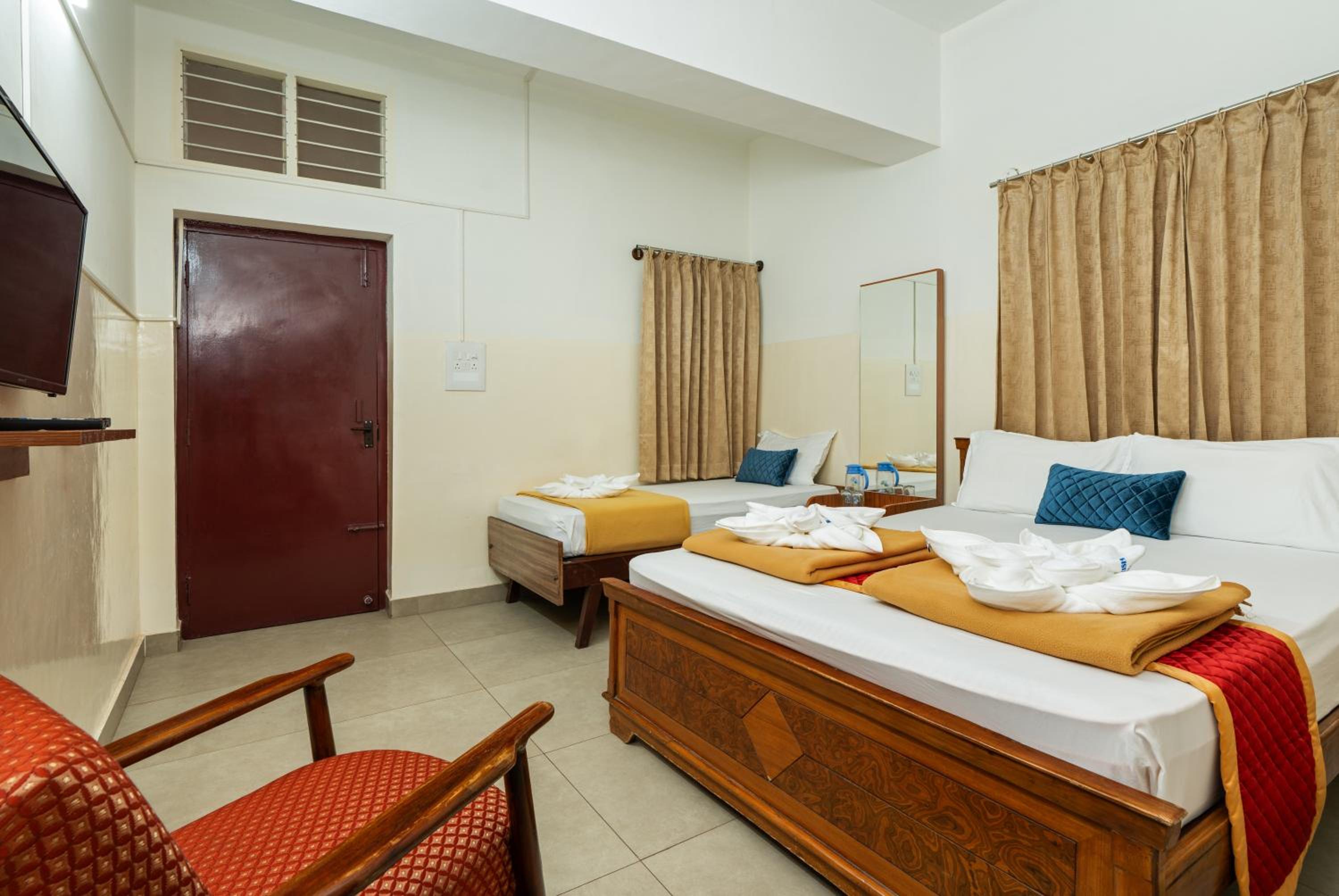 Deluxe Triple Room