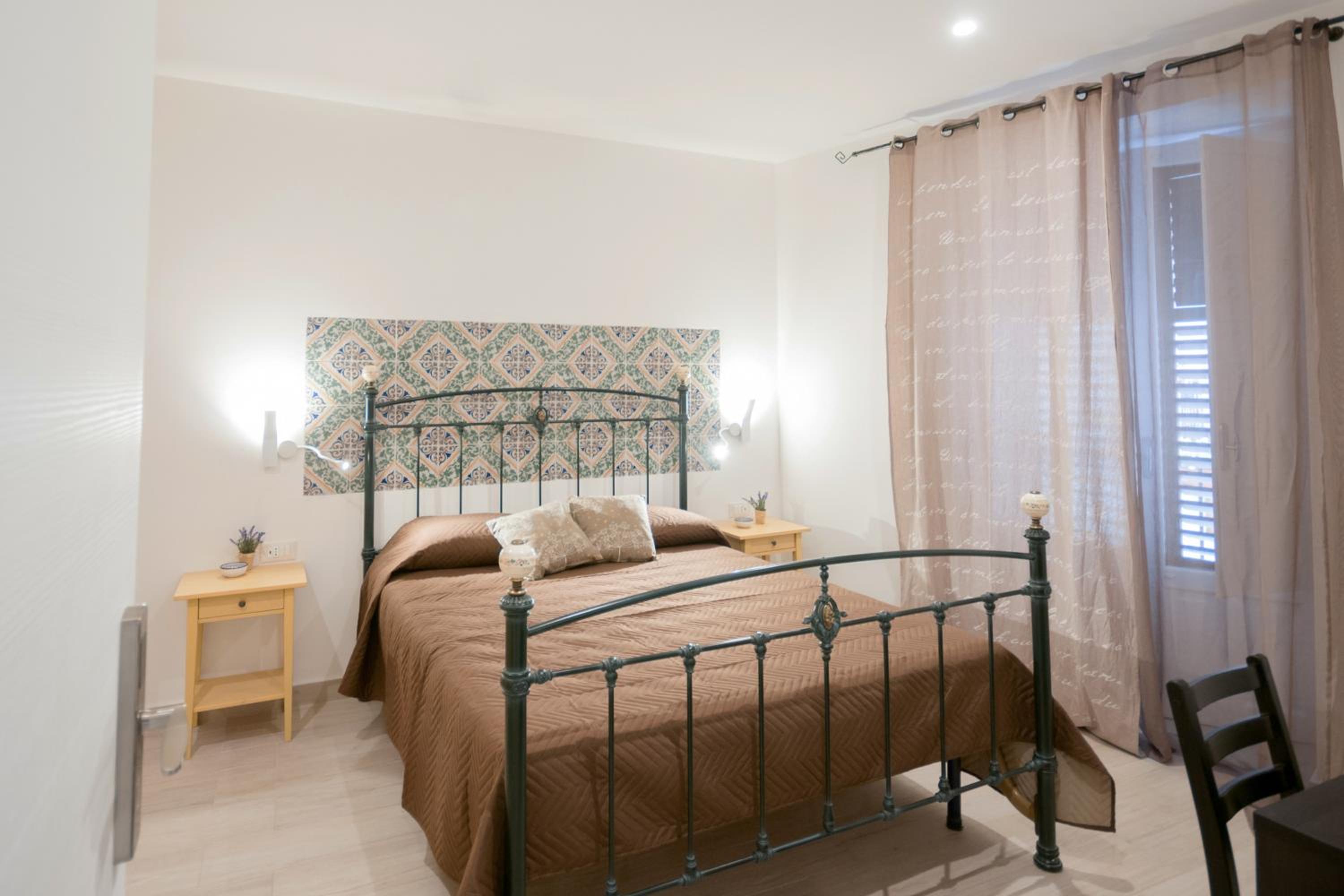 Double Room with Private Bathroom photo 2