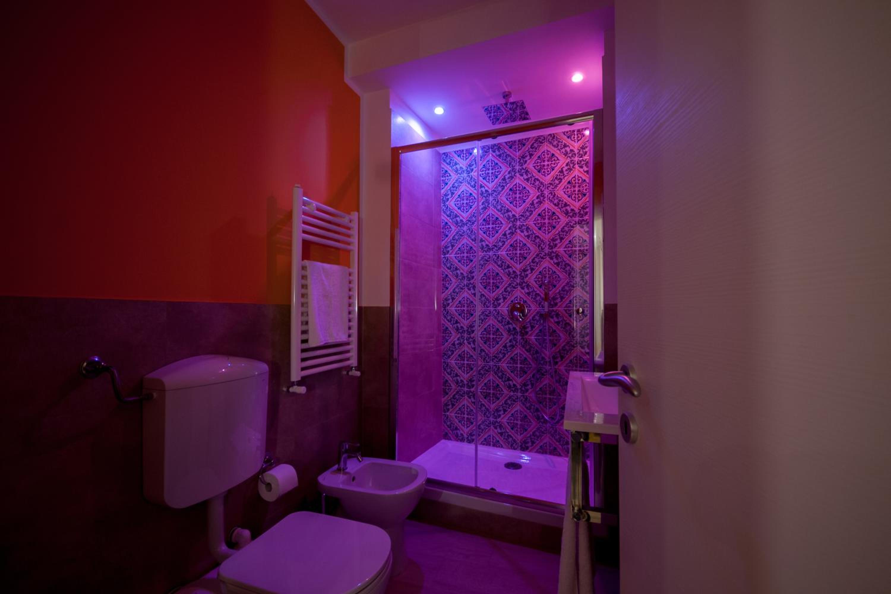 Double Room with Private Bathroom photo 2