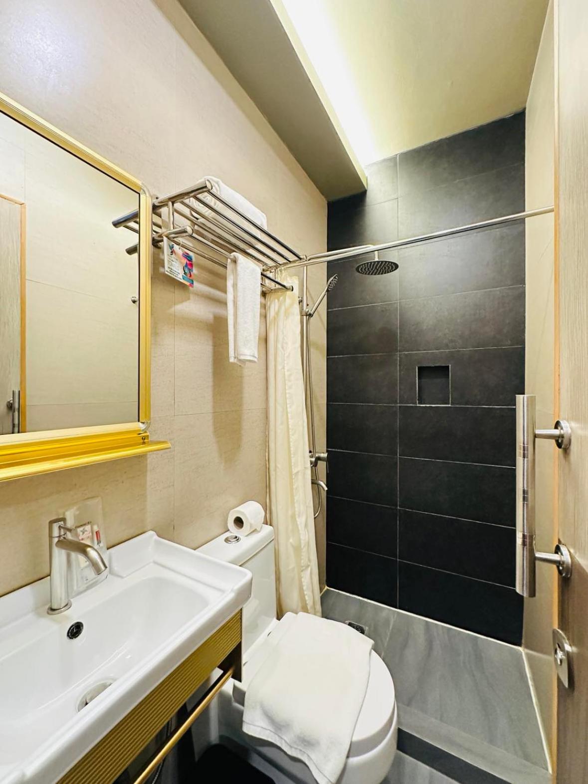 Deluxe Single Room photo 3