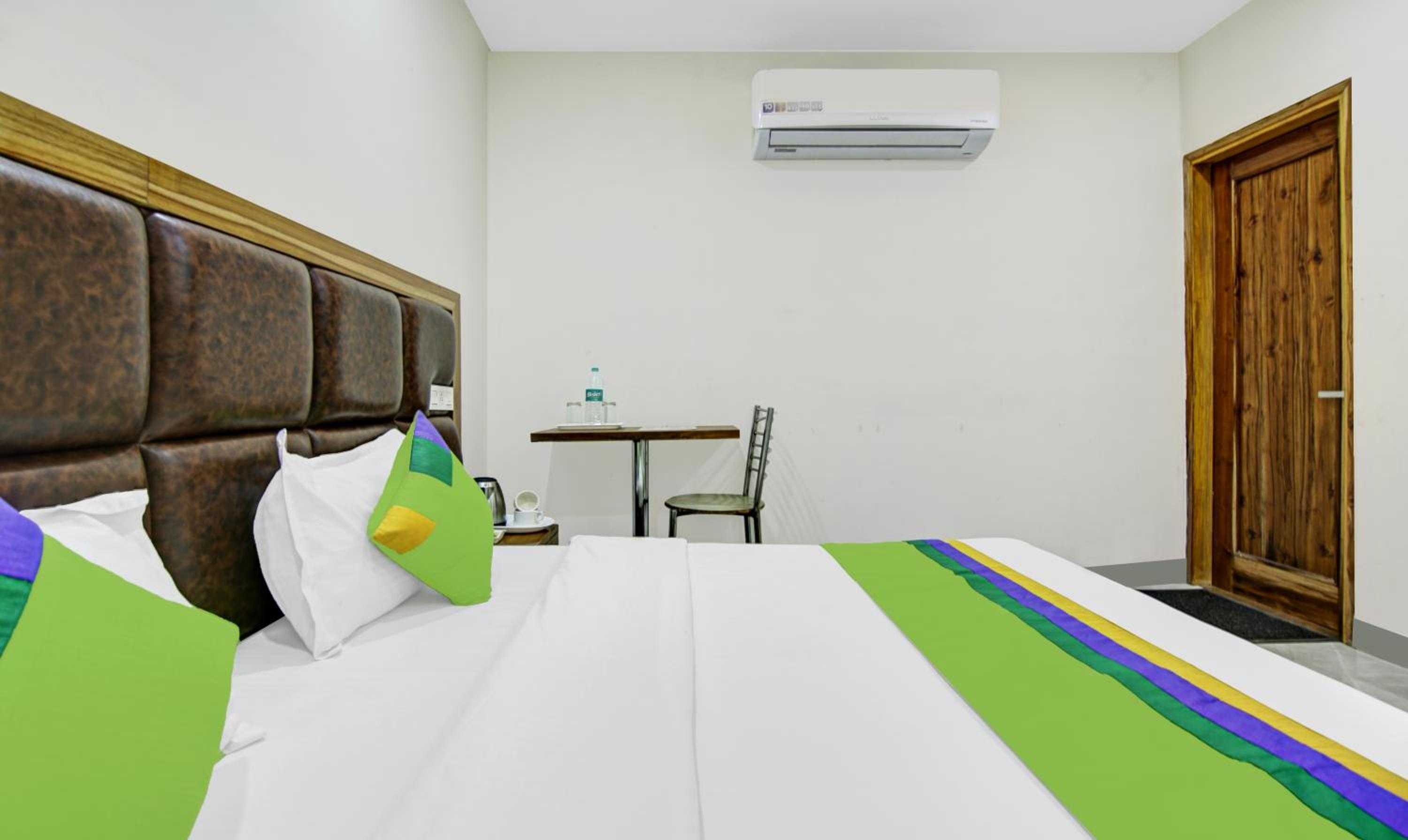 Deluxe Double Room - Photo 2