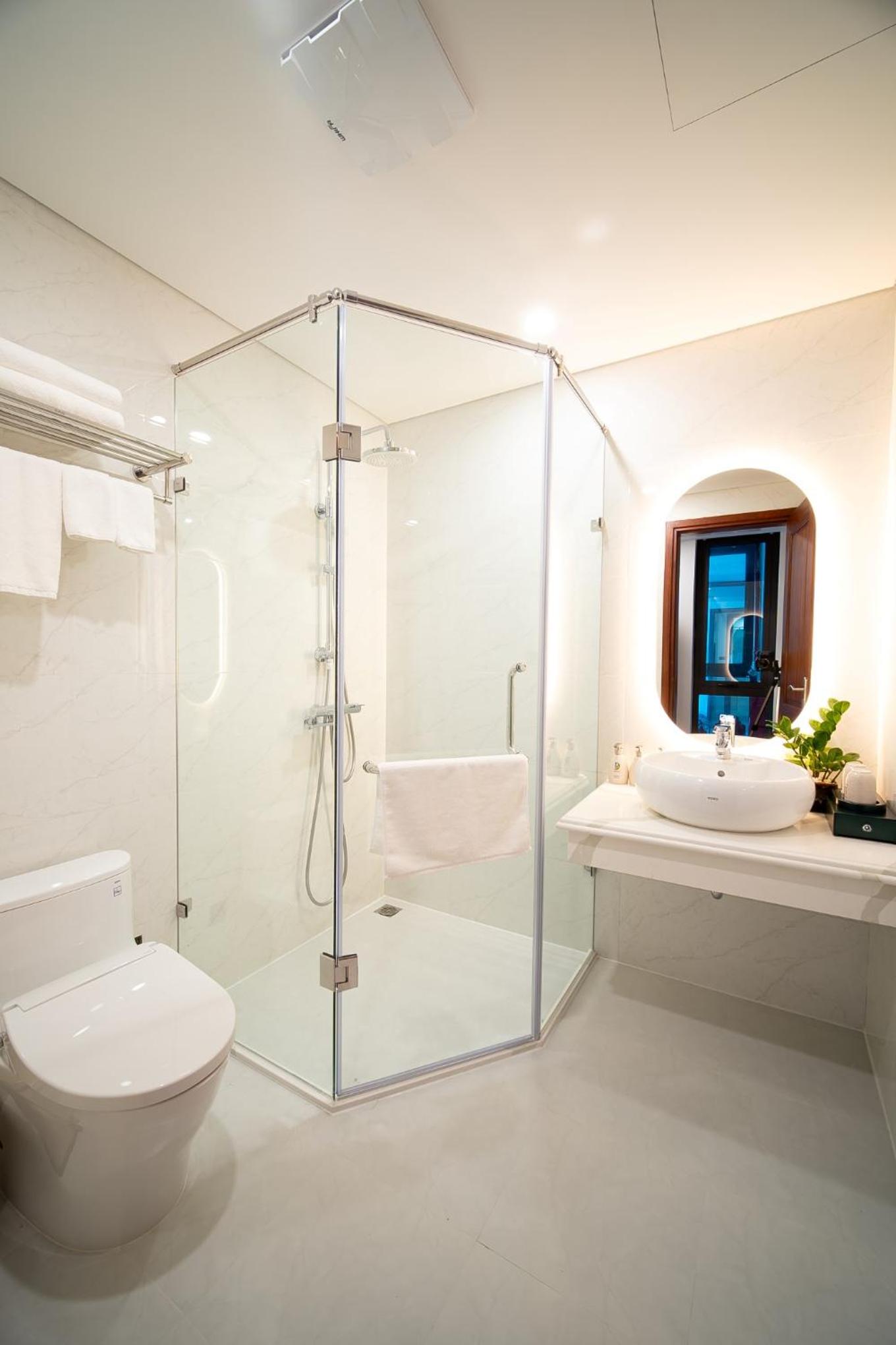 Superior Quadruple Room - Photo 5