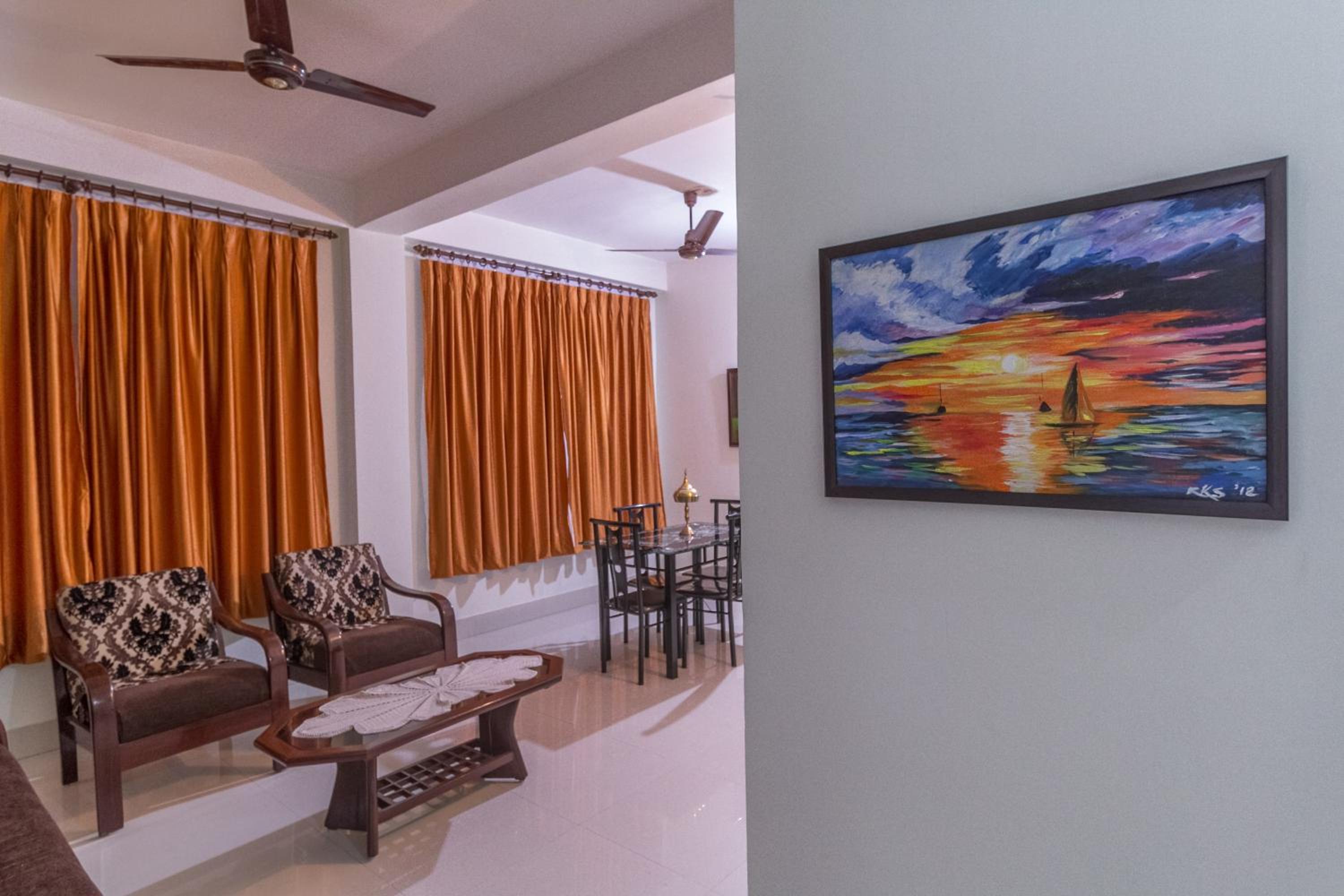 Deluxe Double Room (1 adult + 1 child) photo 1