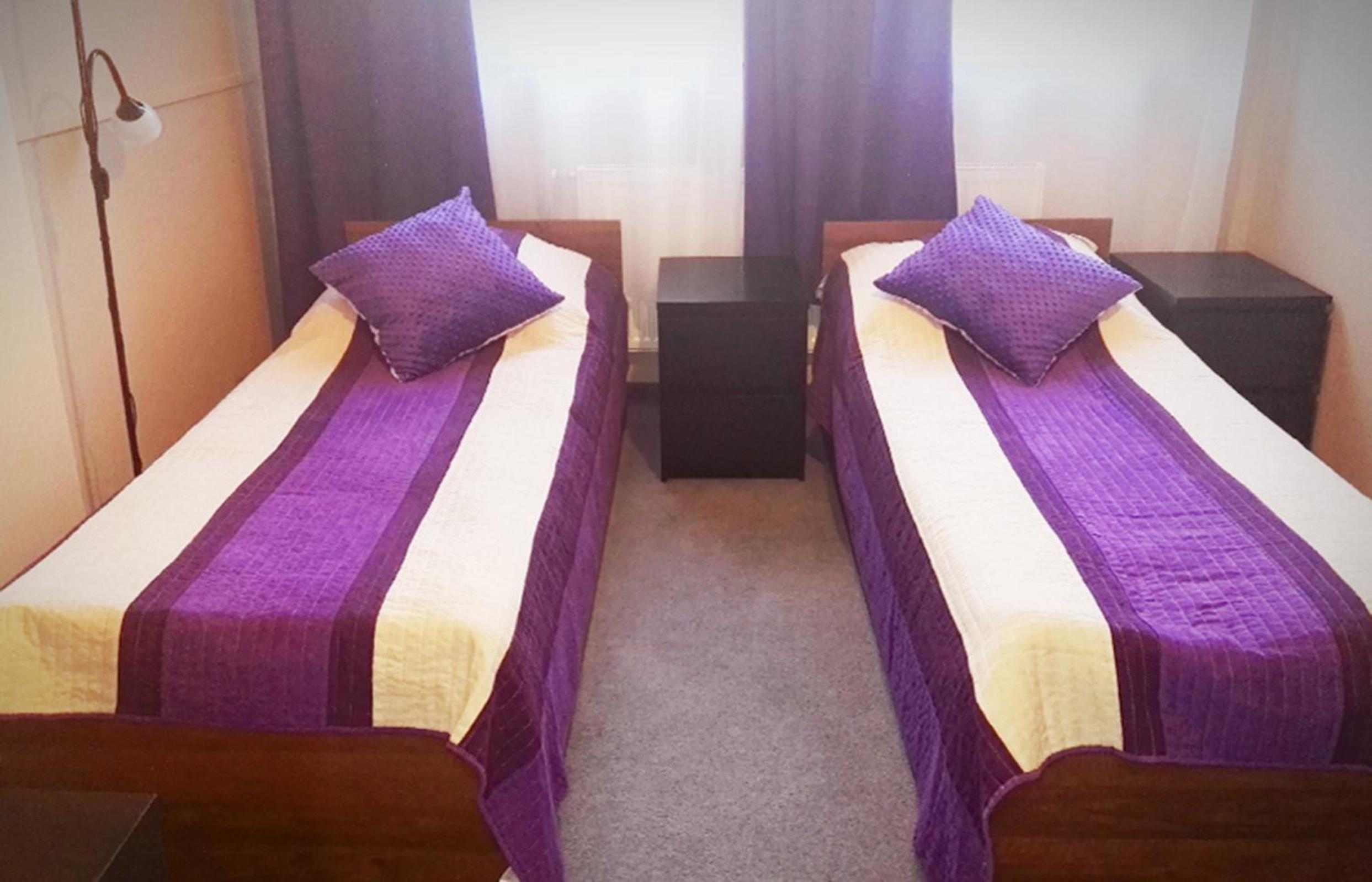 Double or Twin Room with Shared Bathroom photo 1
