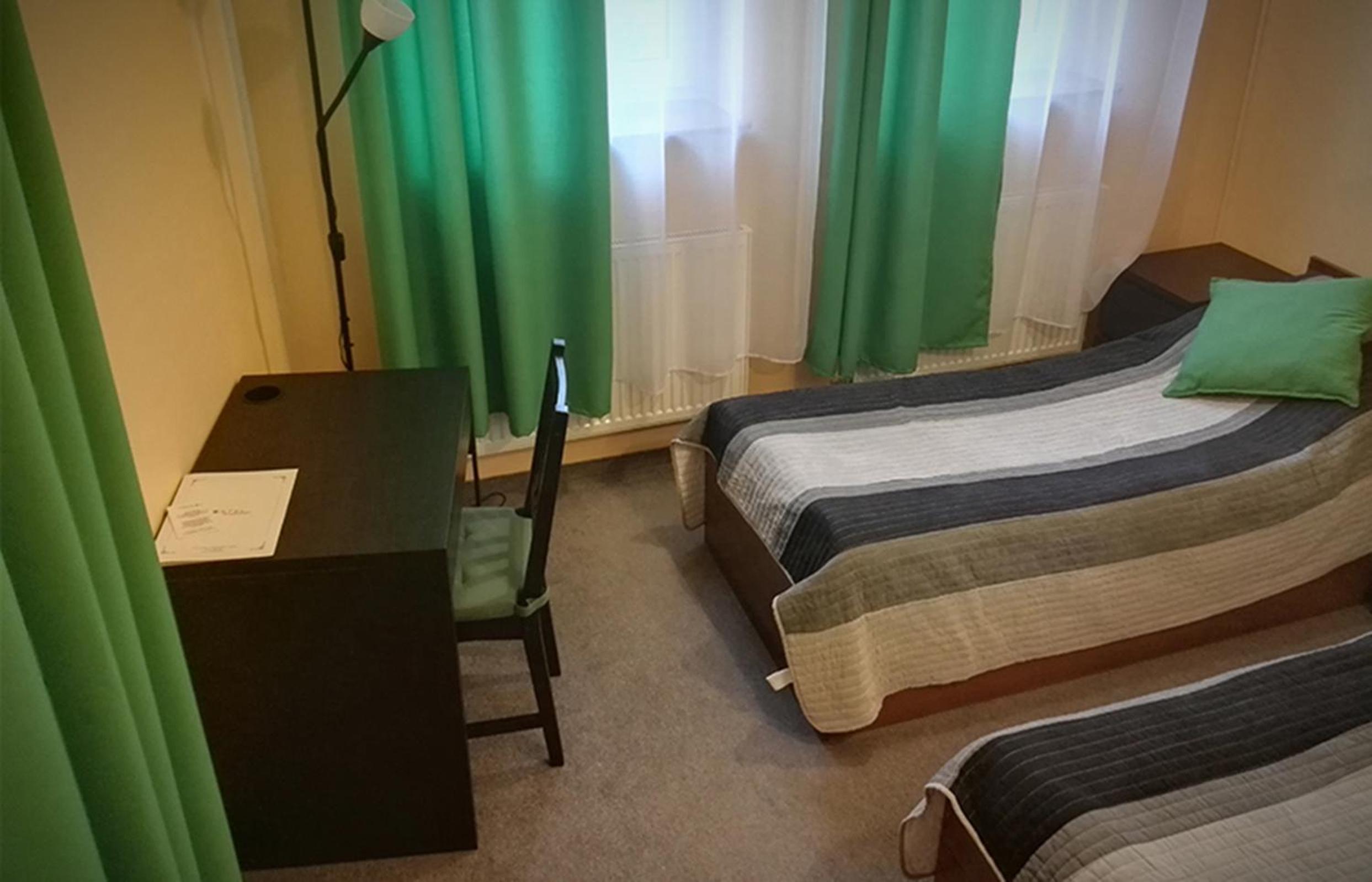 Double or Twin Room with Shared Bathroom photo 2