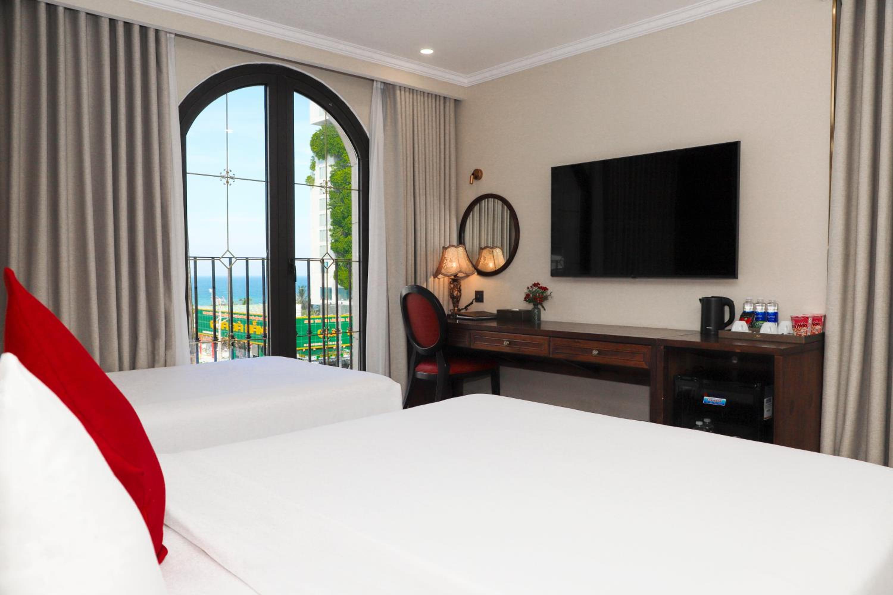 Special Offer - Triple Room with Partial Sea View - Photo 7