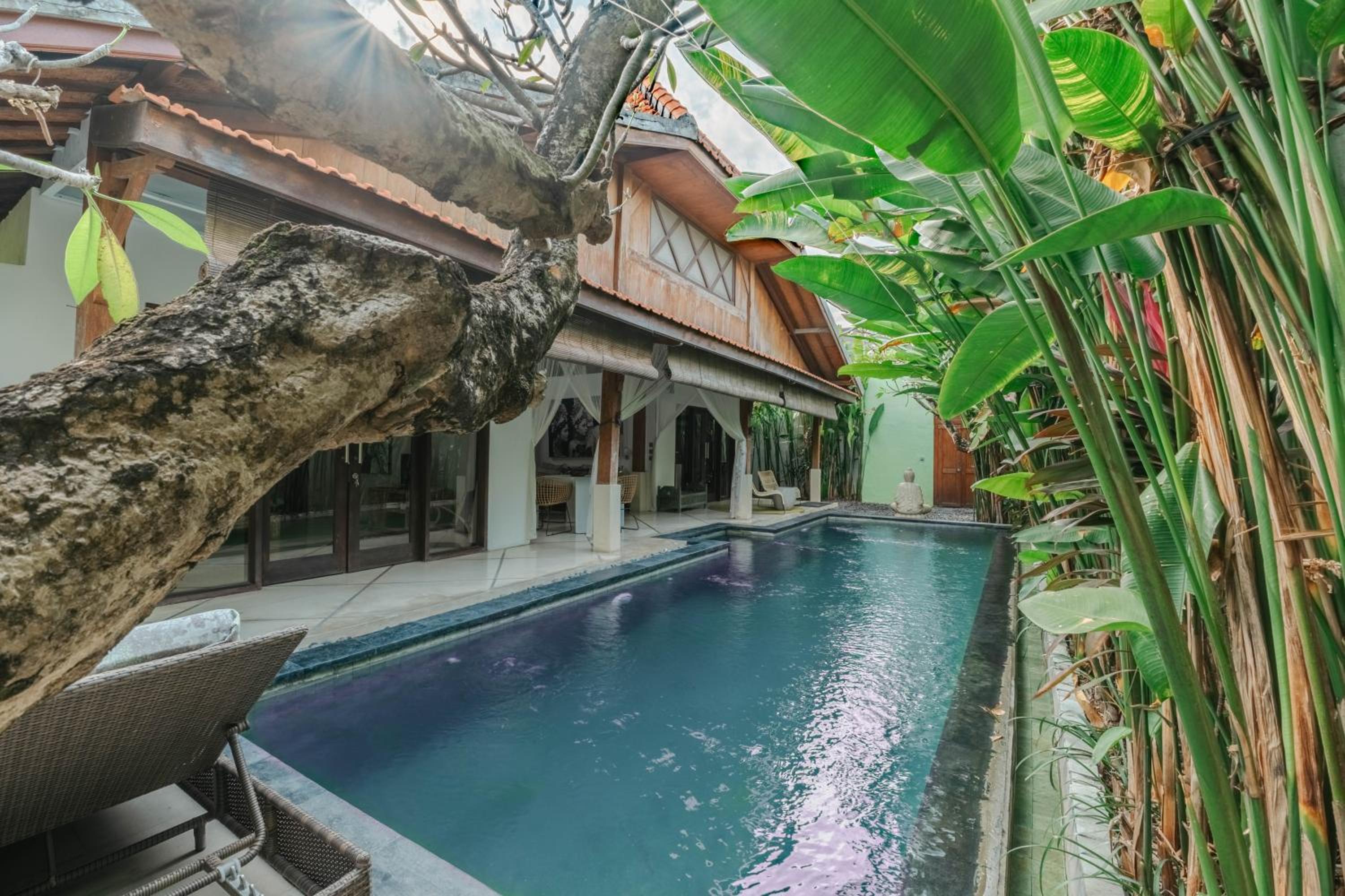 Three-Bedroom Villa photo 2