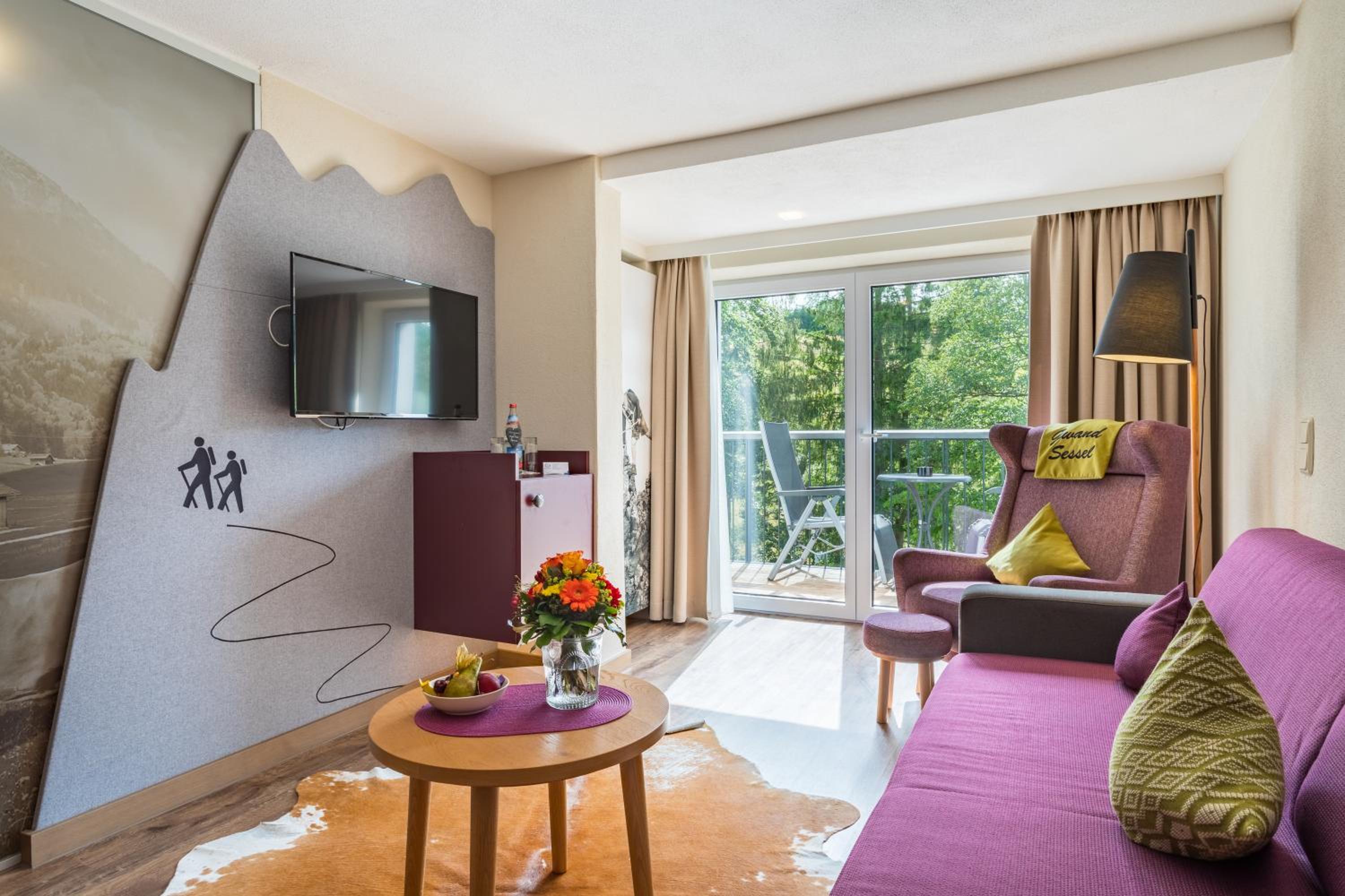 Deluxe King Suite