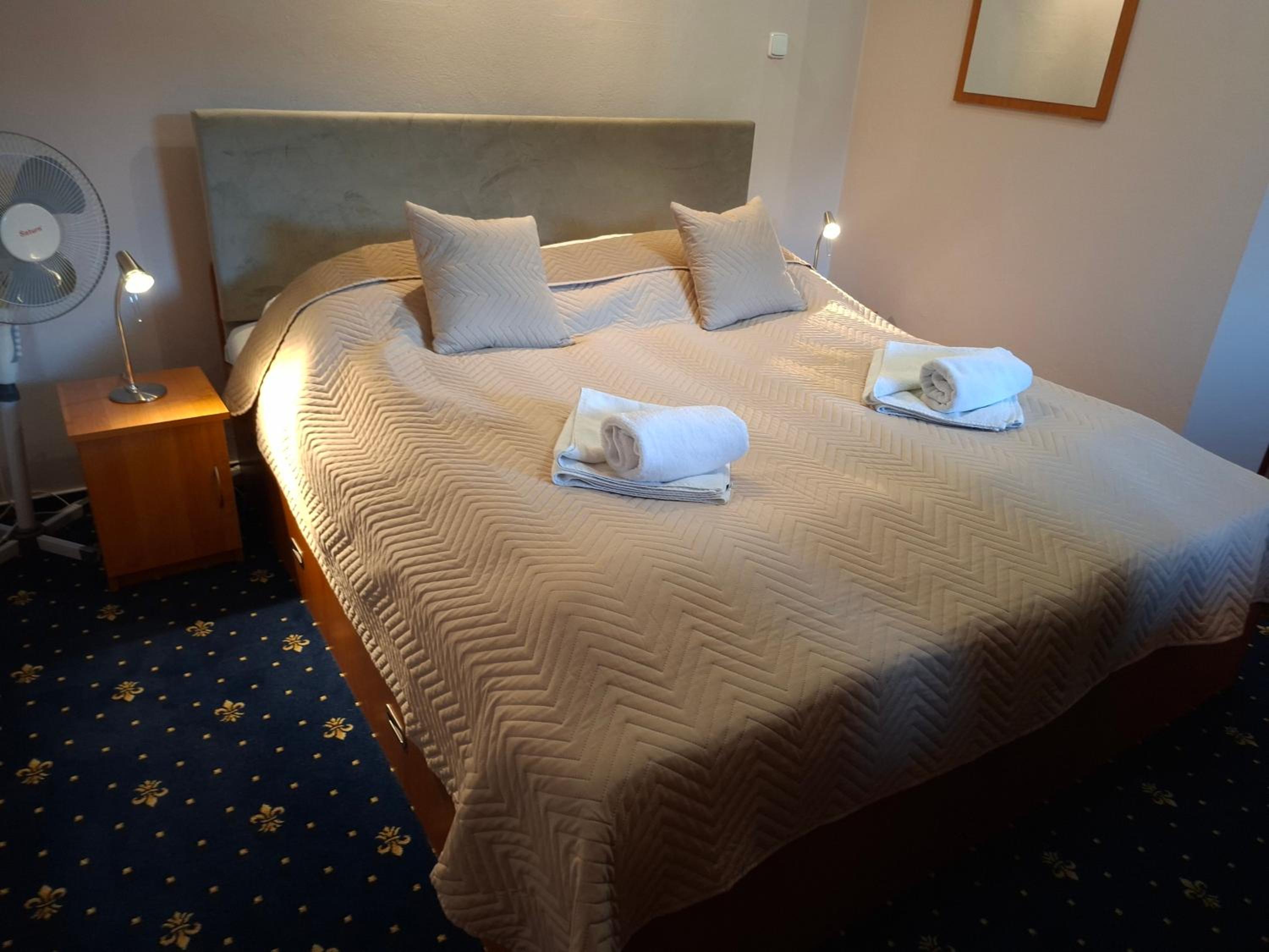 Standard Double Room photo 3