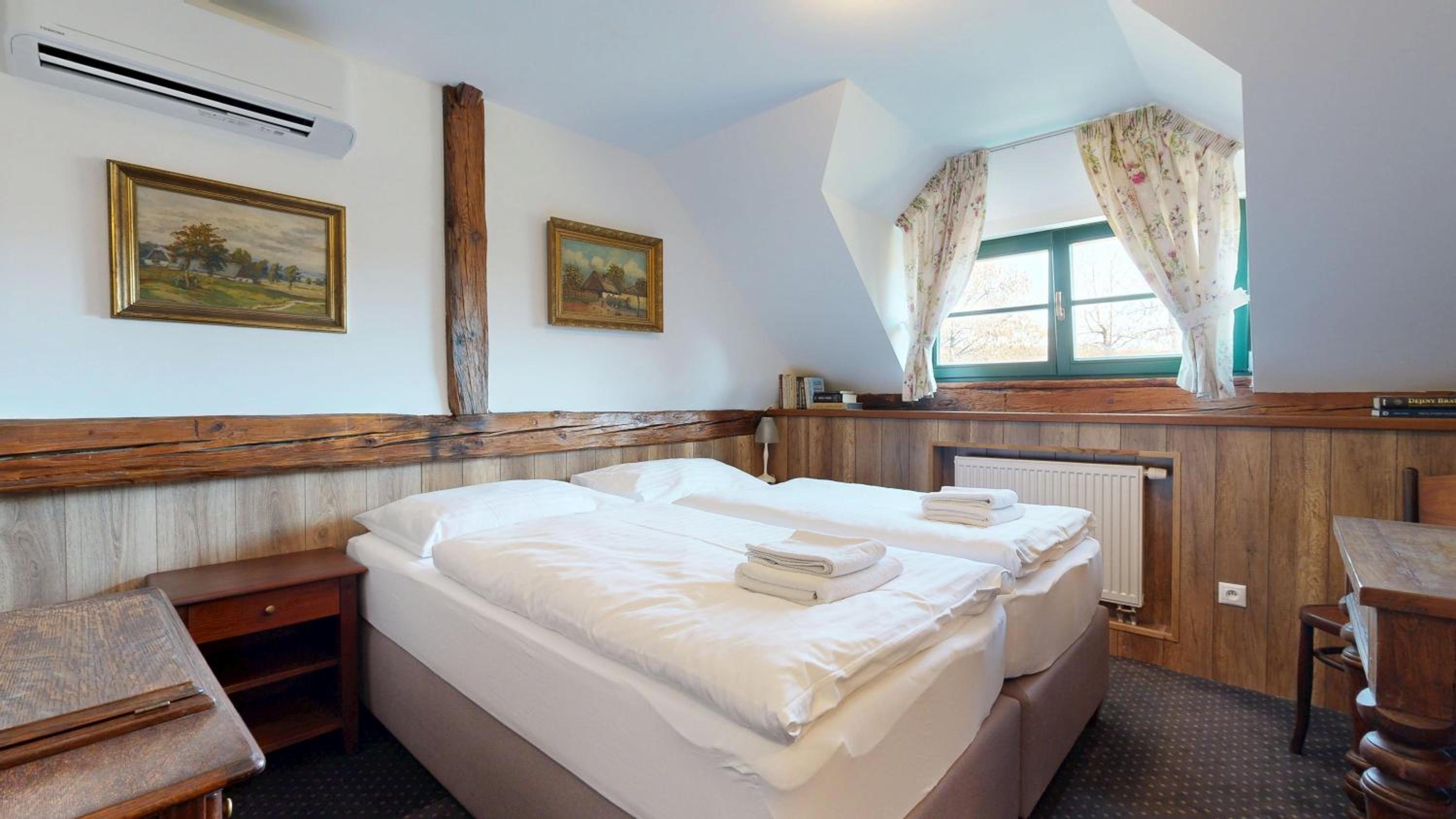 Classic Quadruple Room photo 1