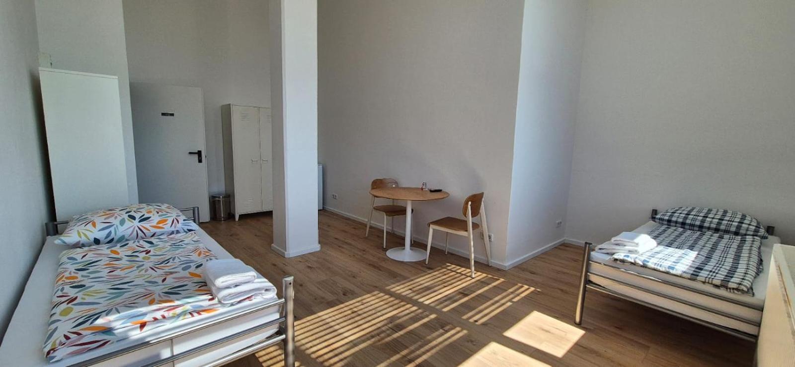 Economy Double Room with Shared Bathroom photo 3