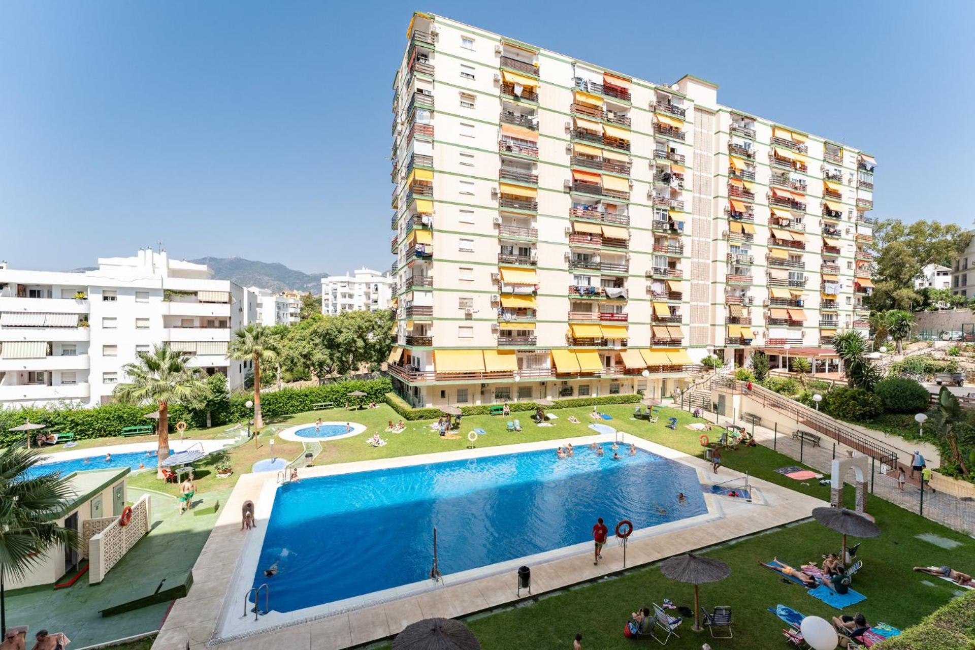One-Bedroom Apartment with Terrace