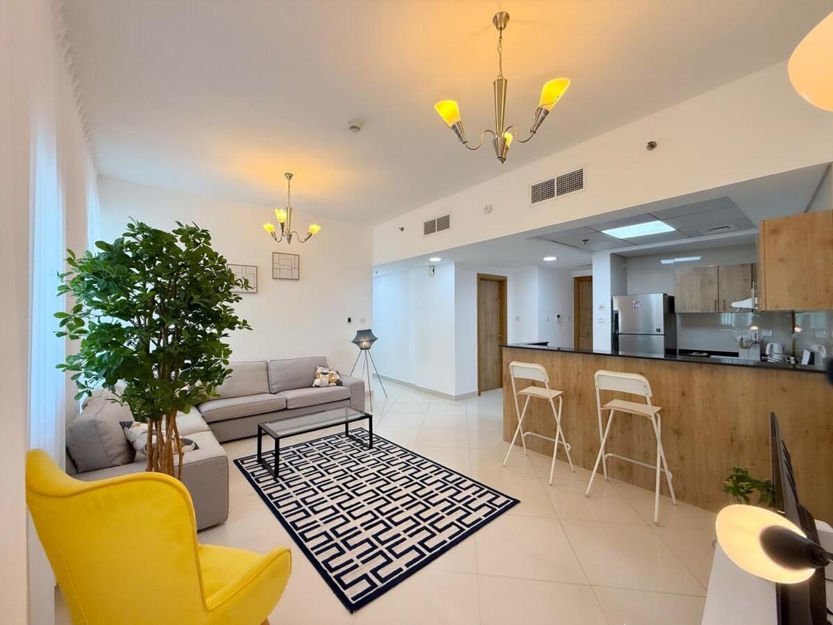 Two-Bedroom Apartment with Balcony photo 1
