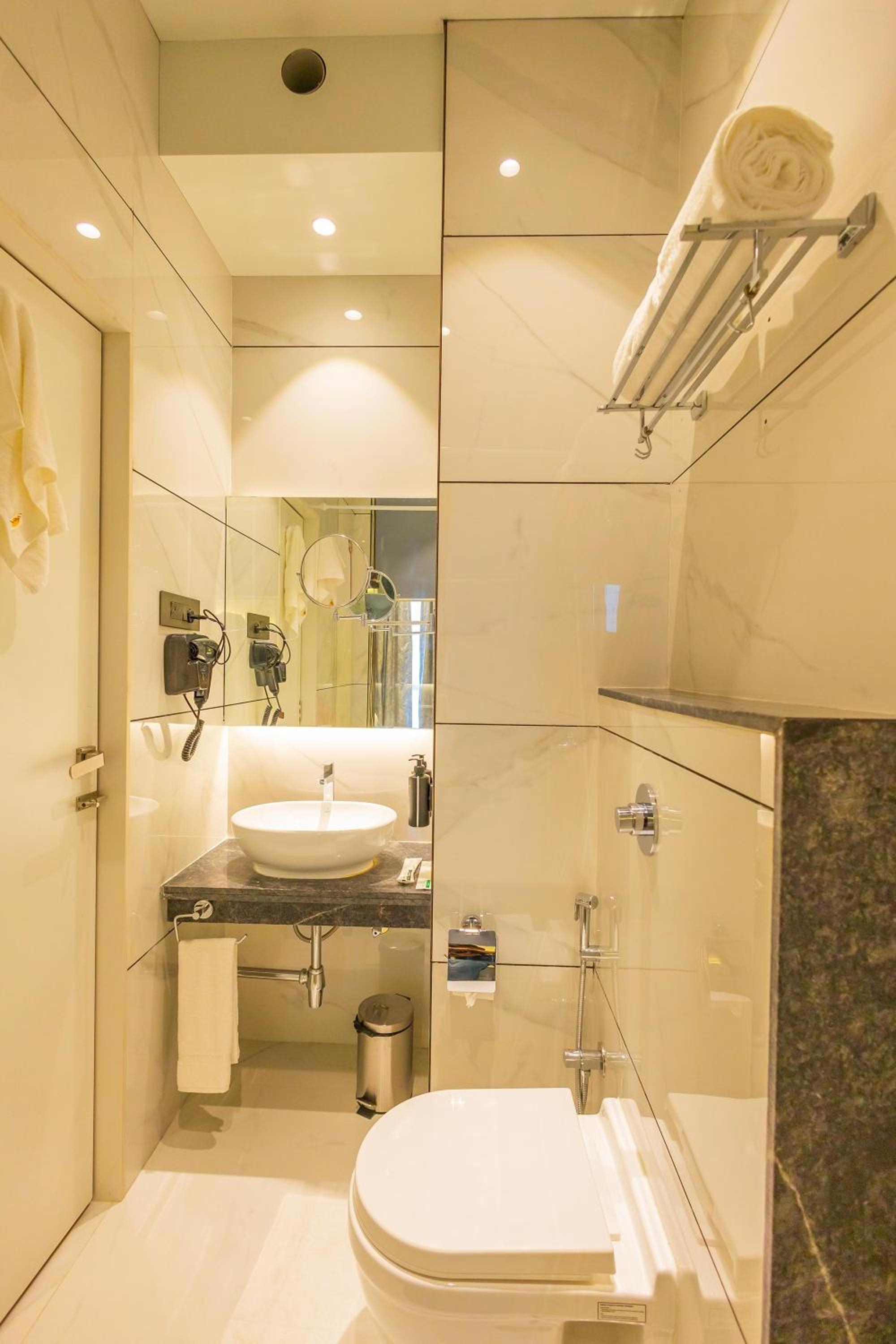 Deluxe Double Room photo 2