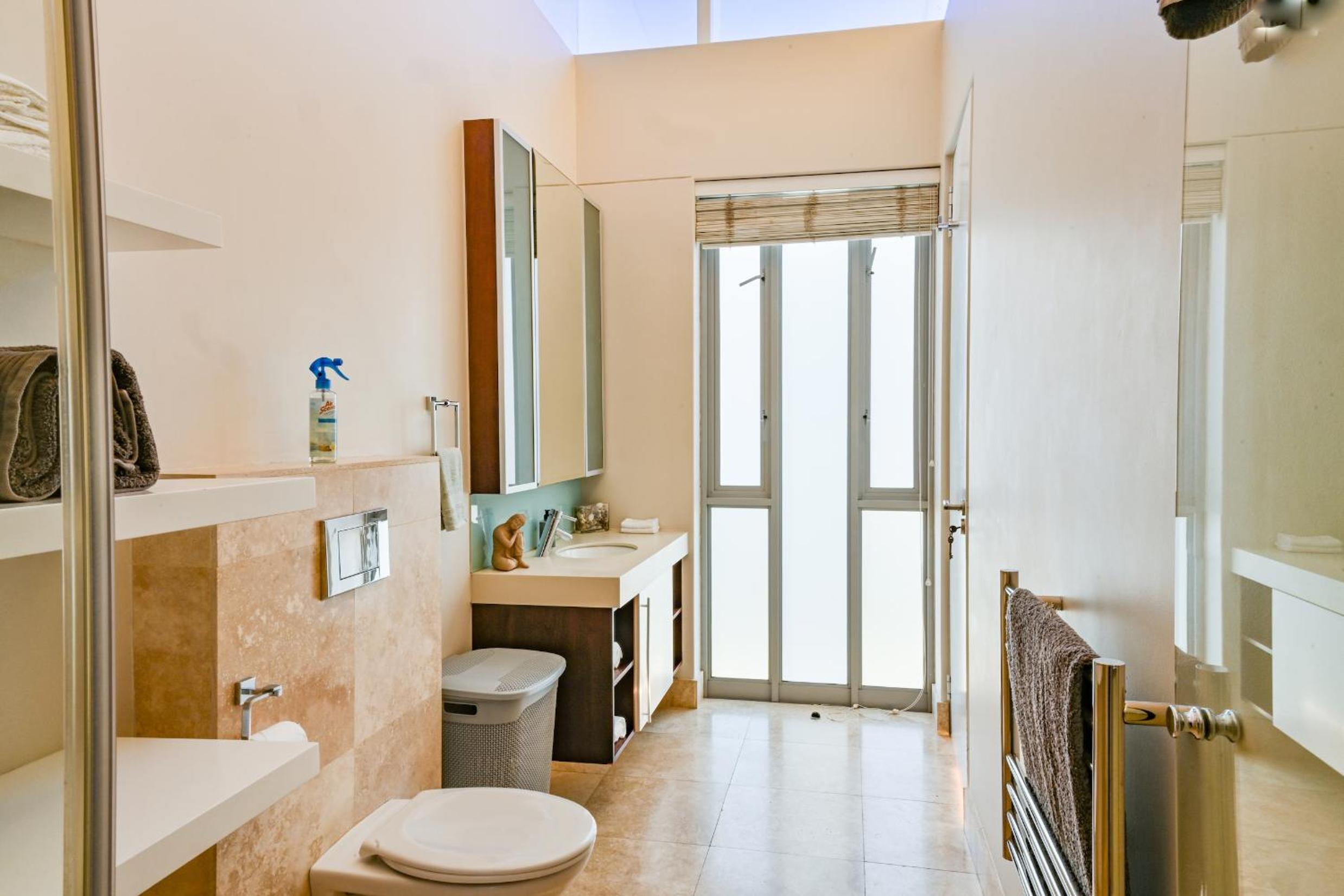Luxury Holiday Home photo 3