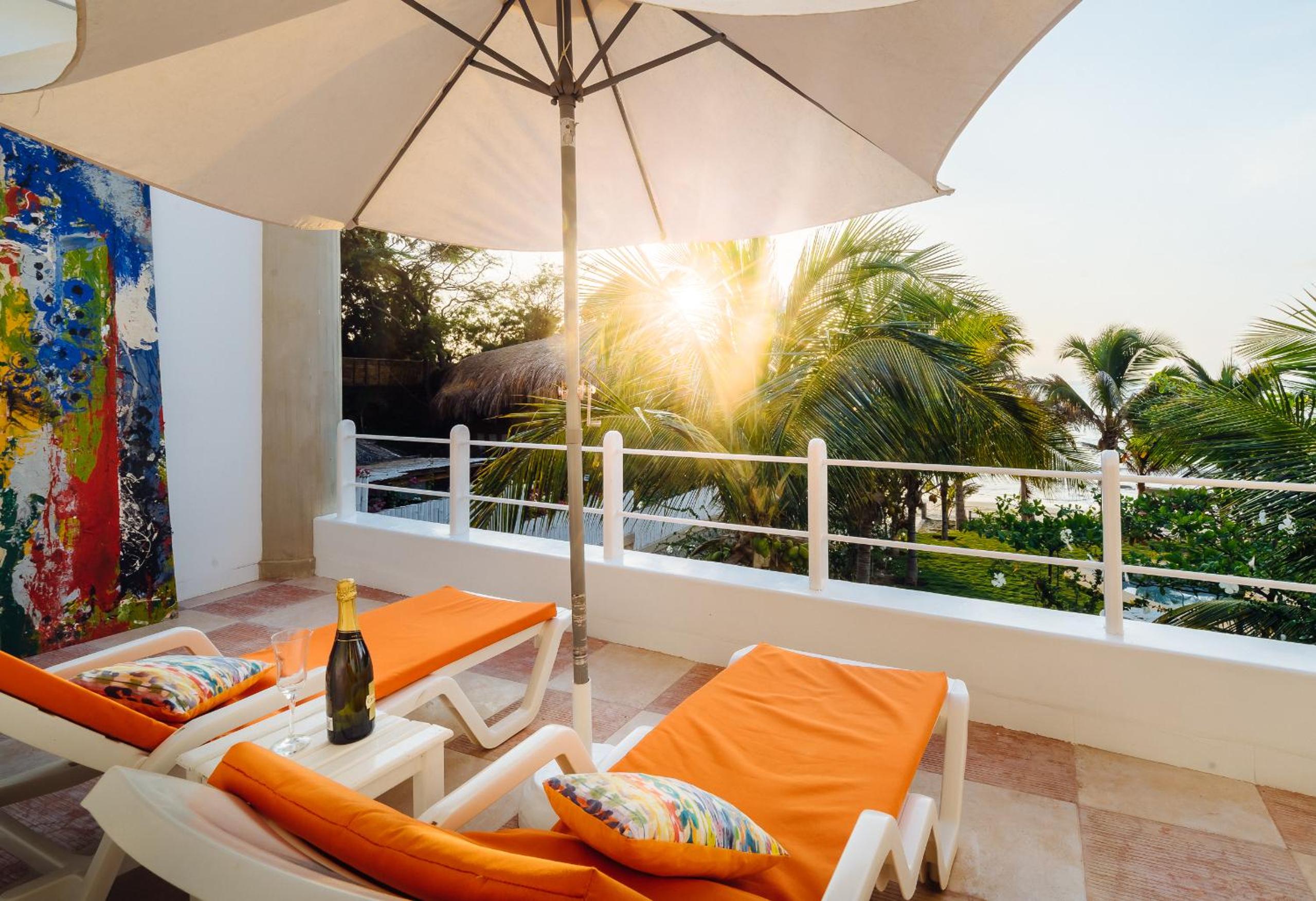 One-Bedroom Apartment with Sea View and Terrace photo 2